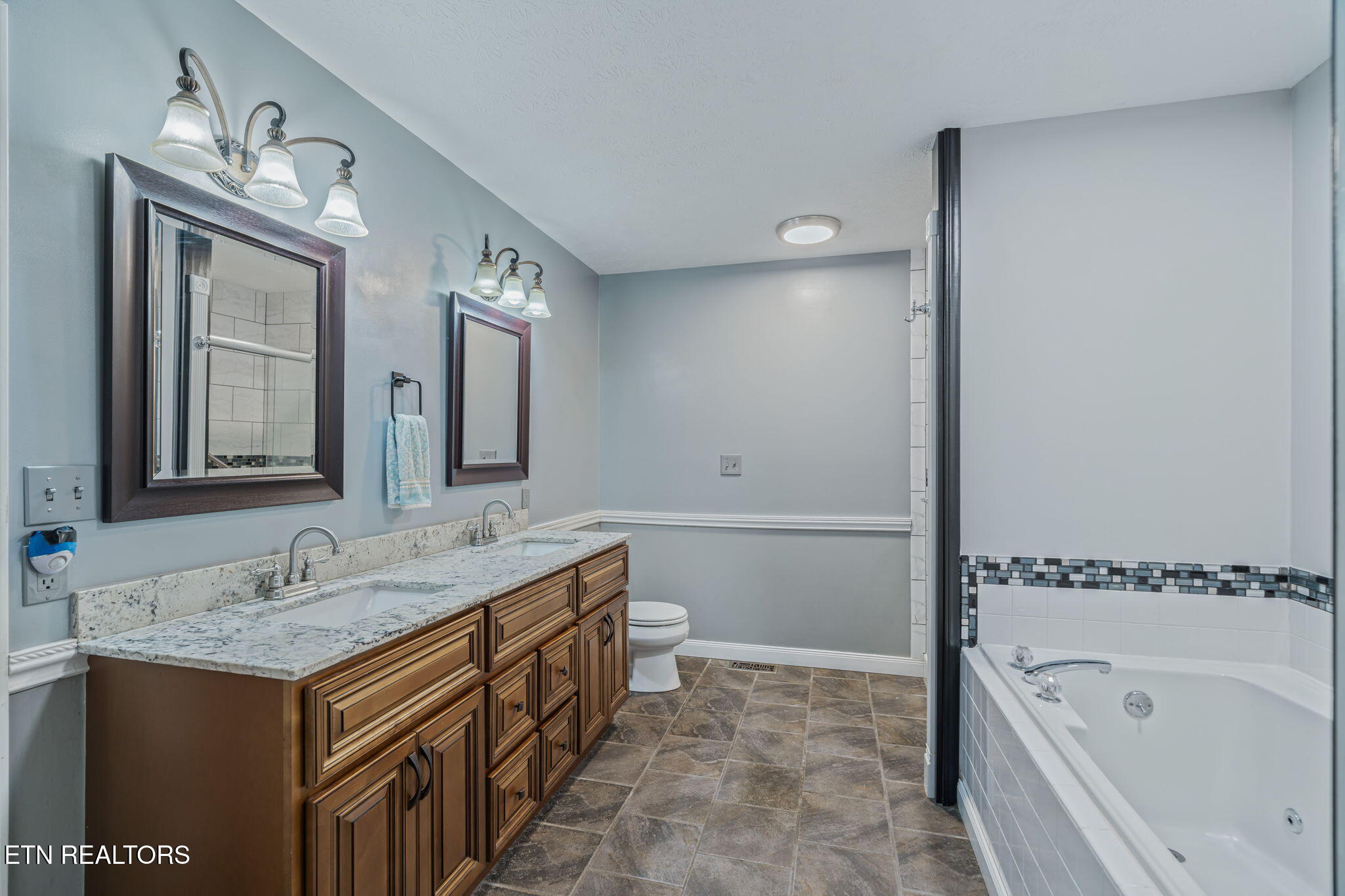 456 Timbercreek Drive Maryville TN 37803