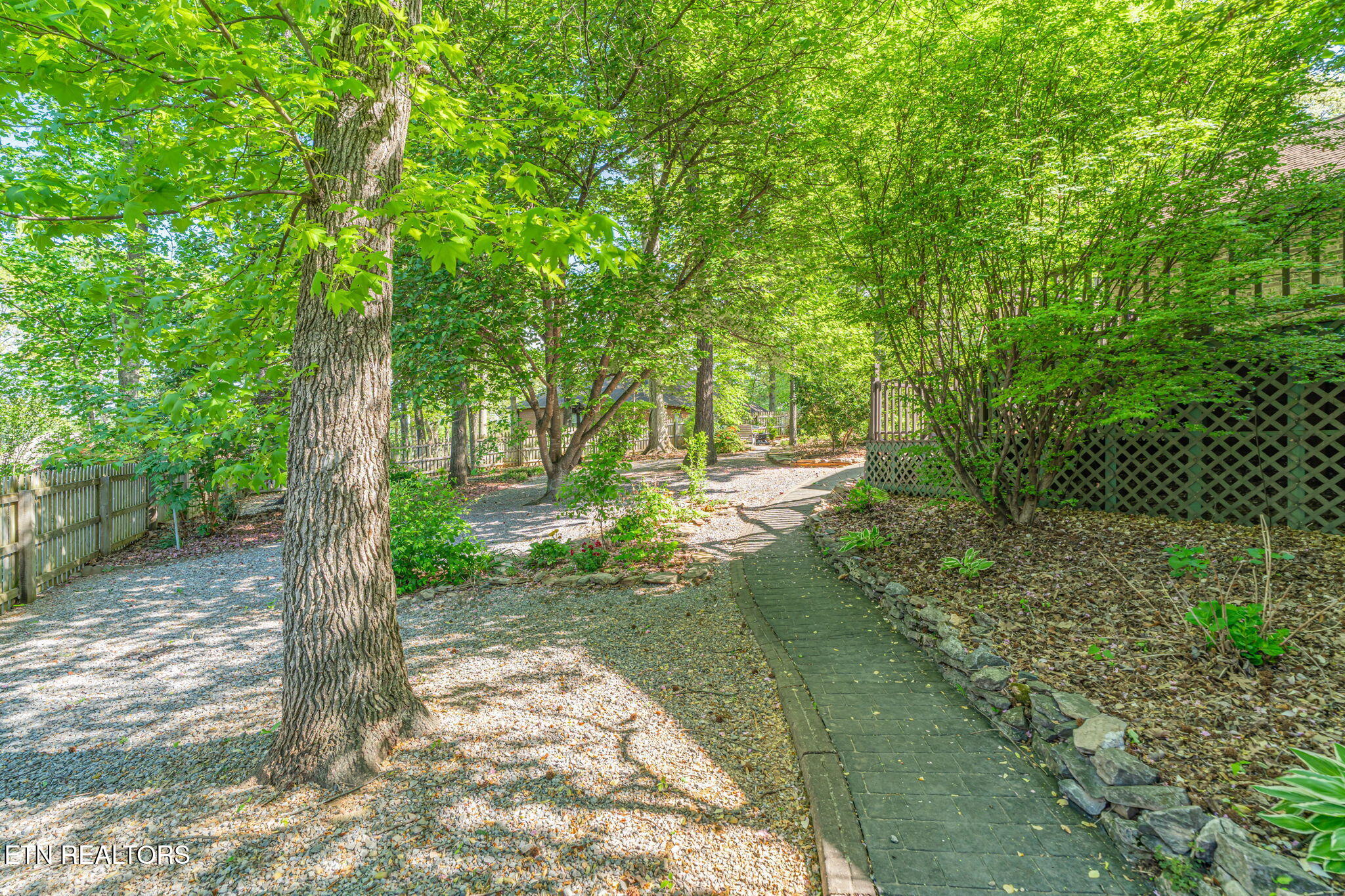 456 Timbercreek Drive Maryville TN 37803