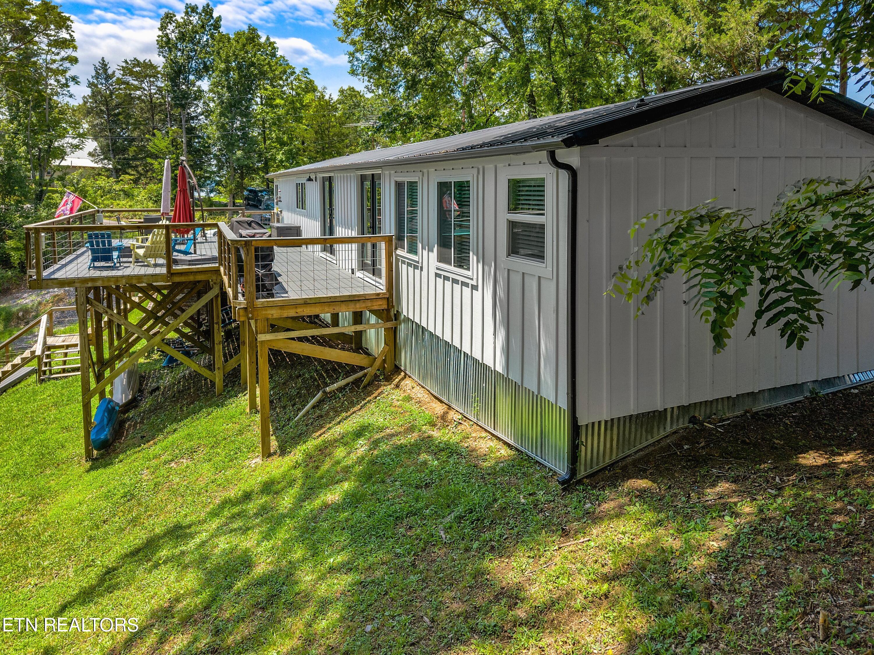 1607 Kinder Lane Dandridge TN 37725
