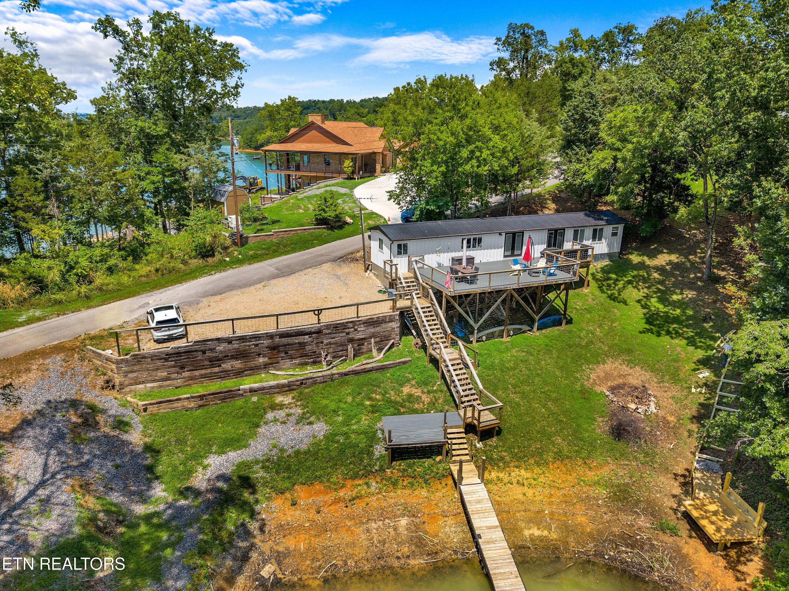 1607 Kinder Lane Dandridge TN 37725