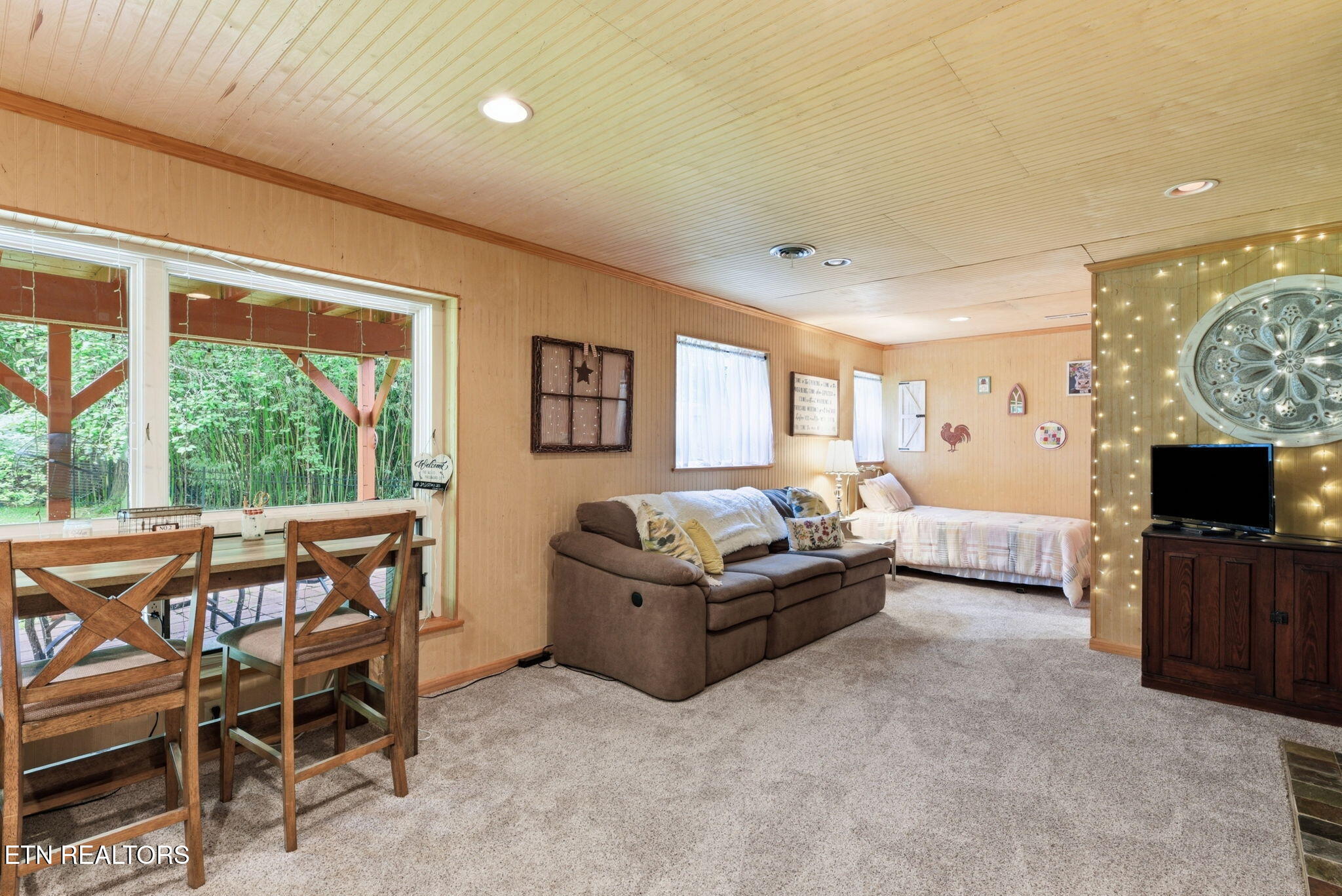100 Westlook Circle Oak Ridge TN 37830