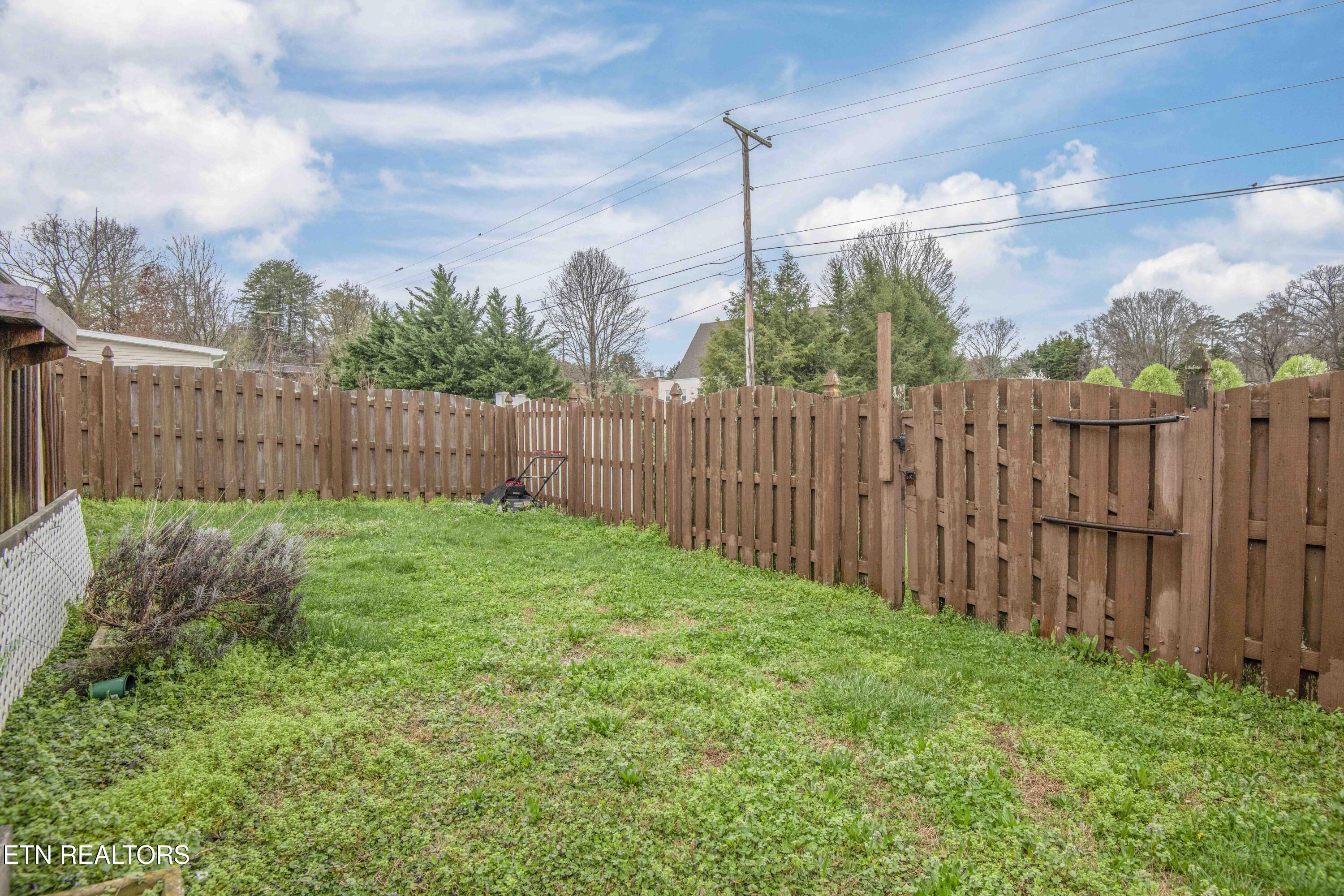 3307 Cummins Lane Knoxville TN 37921