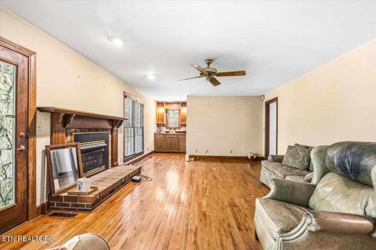 400 Imperial Heights Drive Lafollette TN 37766