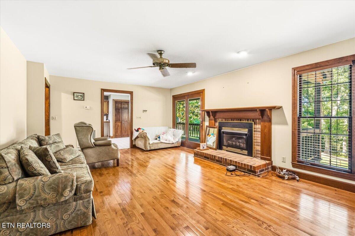 400 Imperial Heights Drive Lafollette TN 37766
