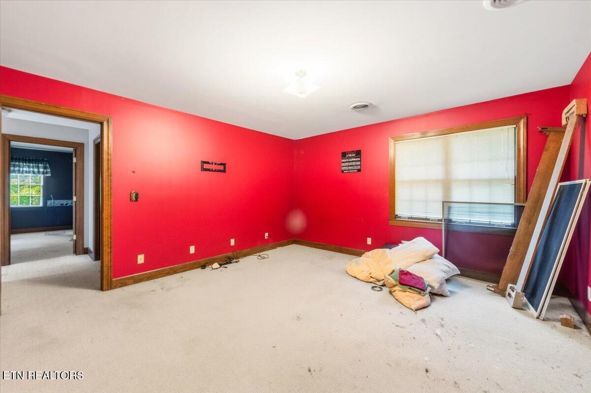 400 Imperial Heights Drive Lafollette TN 37766