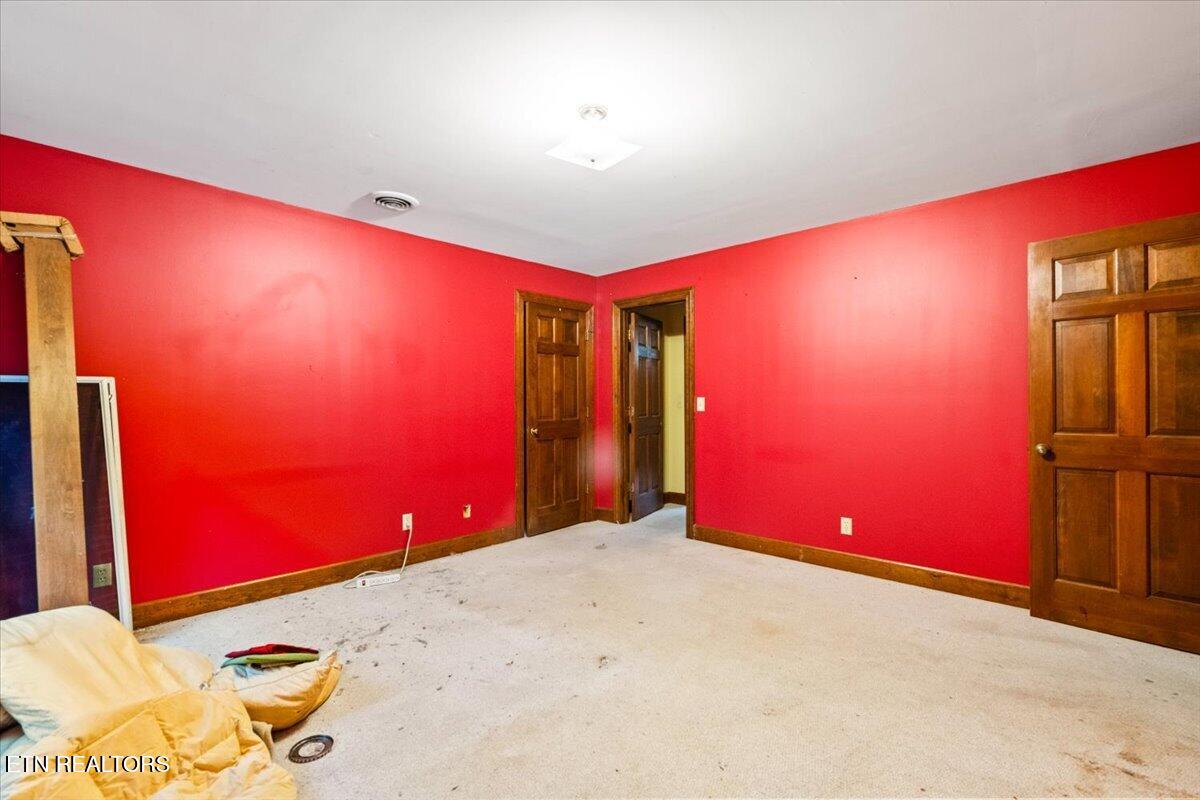 400 Imperial Heights Drive Lafollette TN 37766