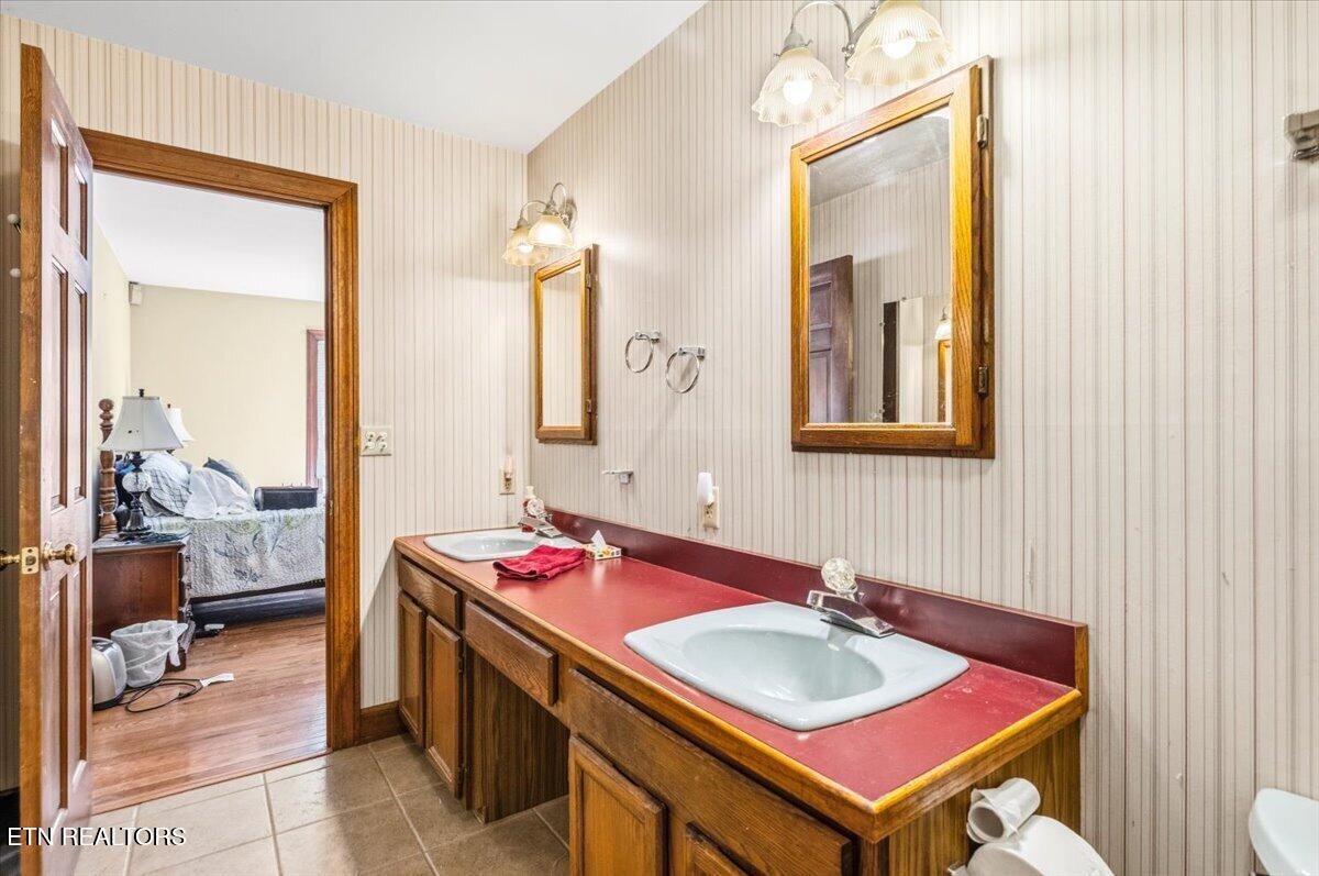 400 Imperial Heights Drive Lafollette TN 37766