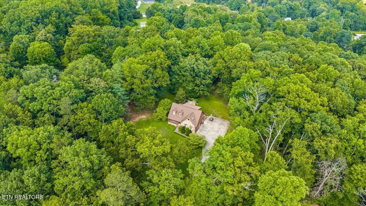 400 Imperial Heights Drive Lafollette TN 37766