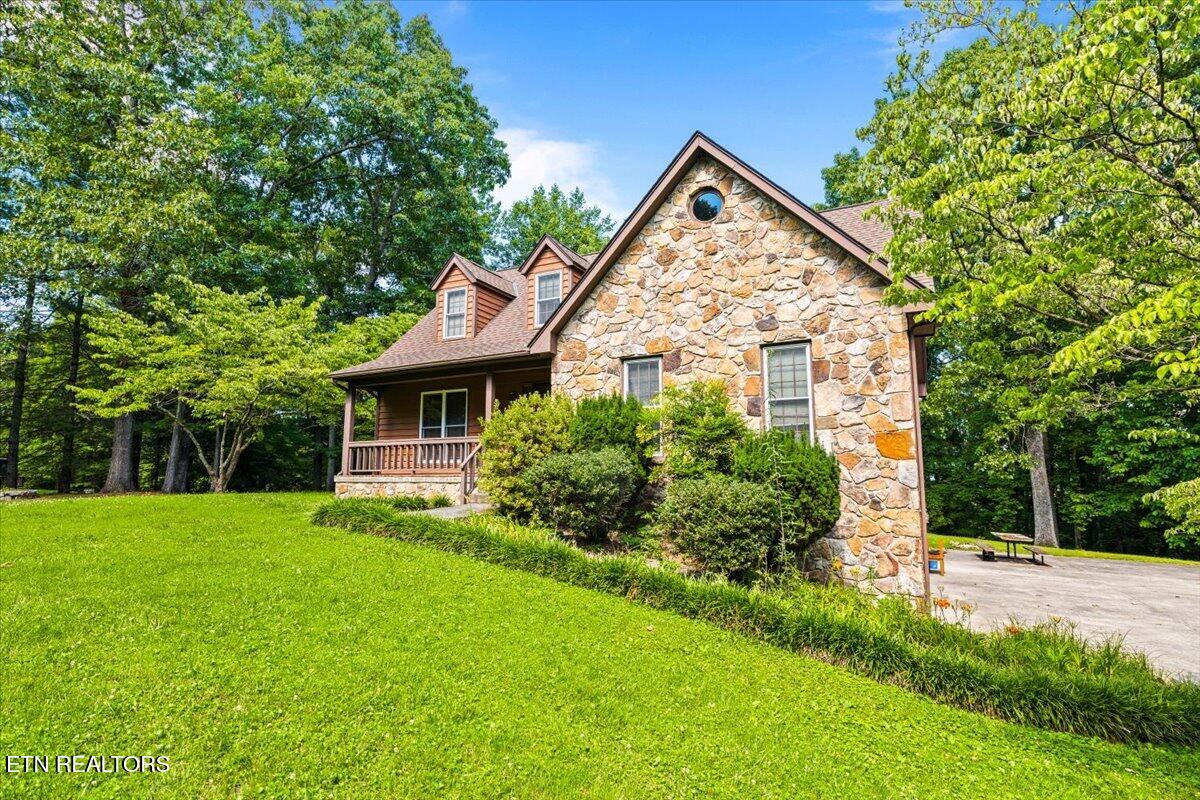 400 Imperial Heights Drive Lafollette TN 37766