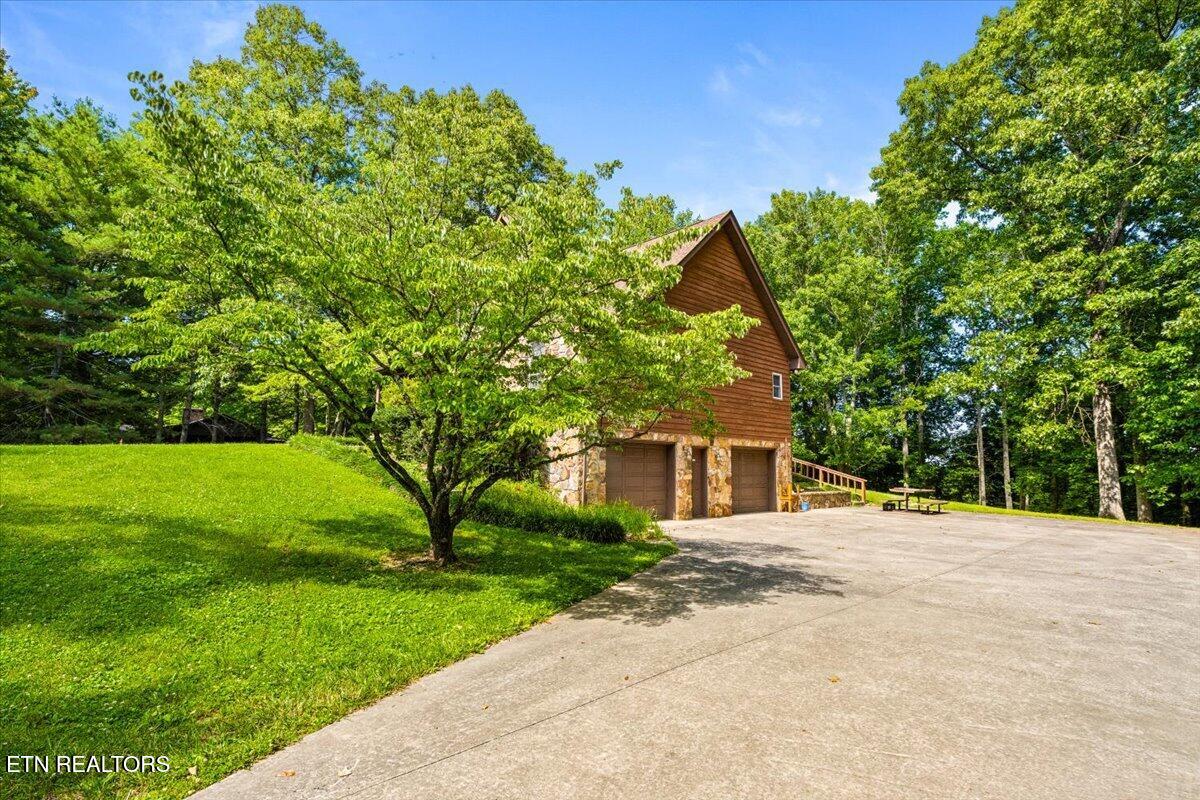 400 Imperial Heights Drive Lafollette TN 37766