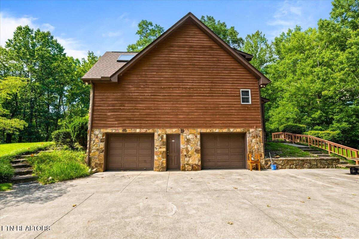 400 Imperial Heights Drive Lafollette TN 37766