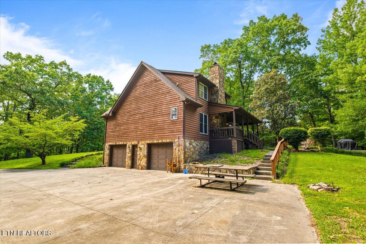400 Imperial Heights Drive Lafollette TN 37766