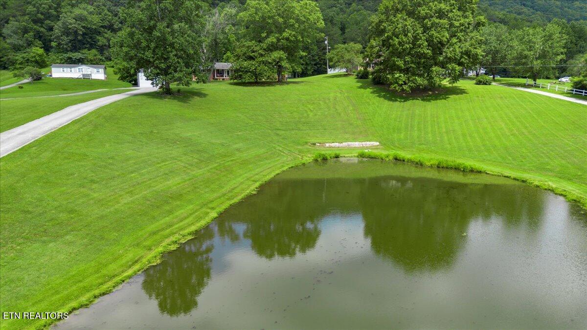 756 Old Lake City Hwy Highway Rocky Top TN 37769