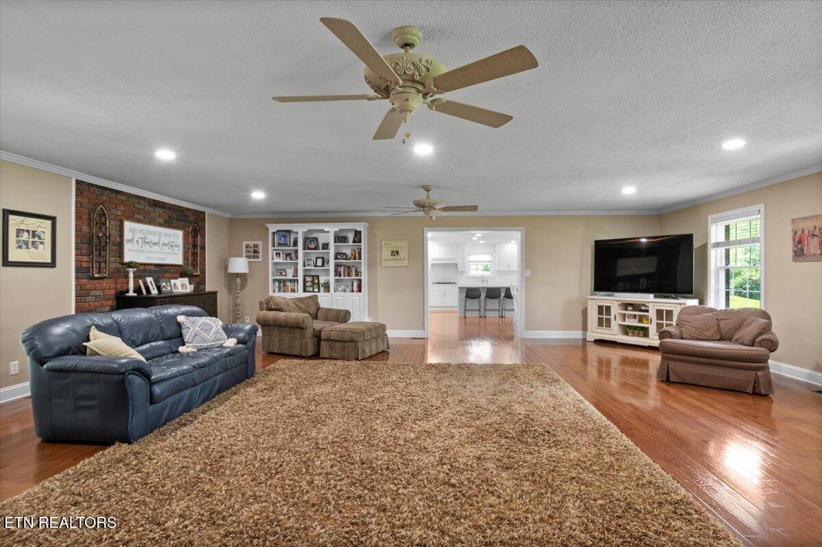 756 Old Lake City Hwy Highway Rocky Top TN 37769