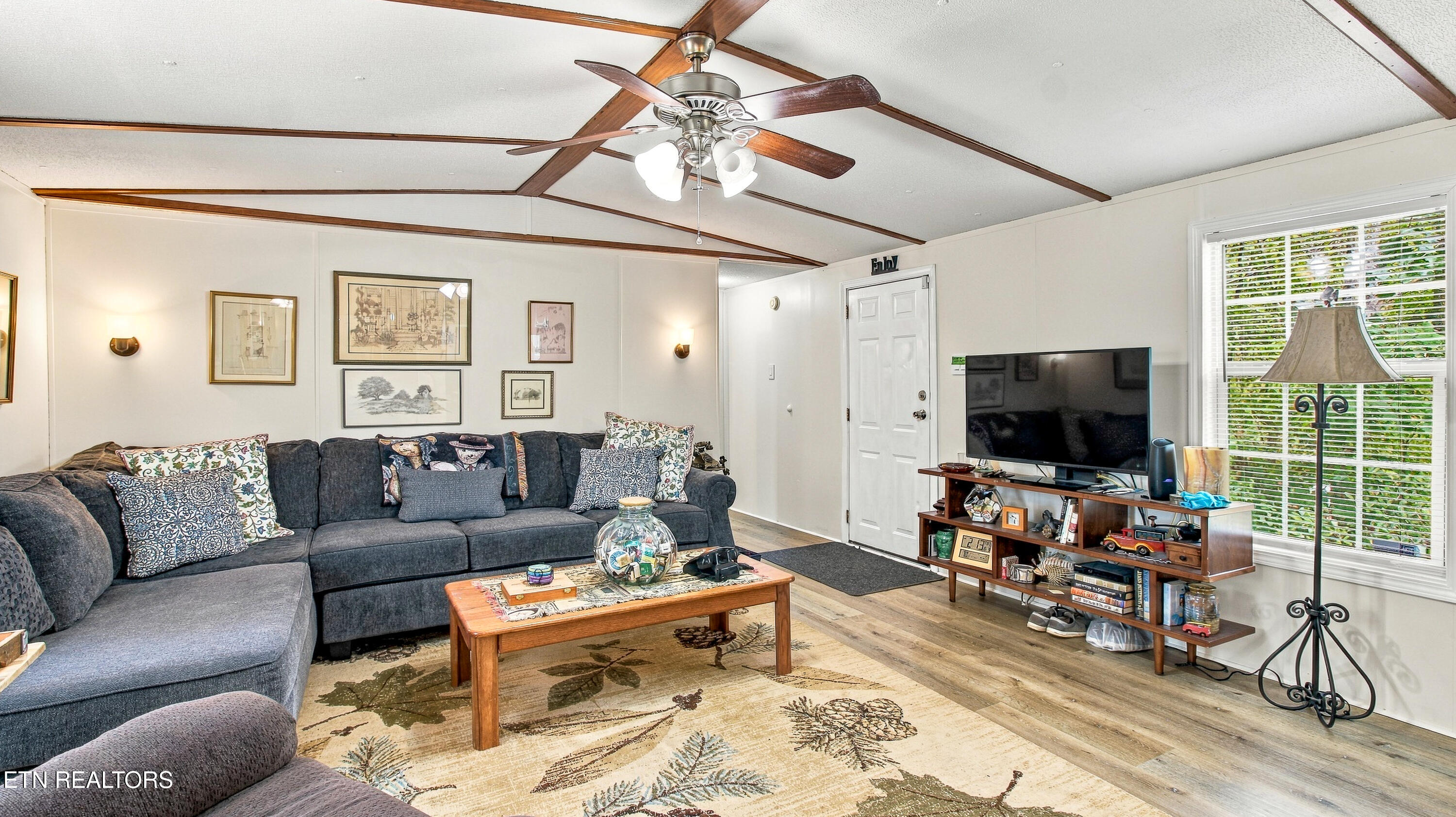 365 Lariat Lane Sevierville TN 37862