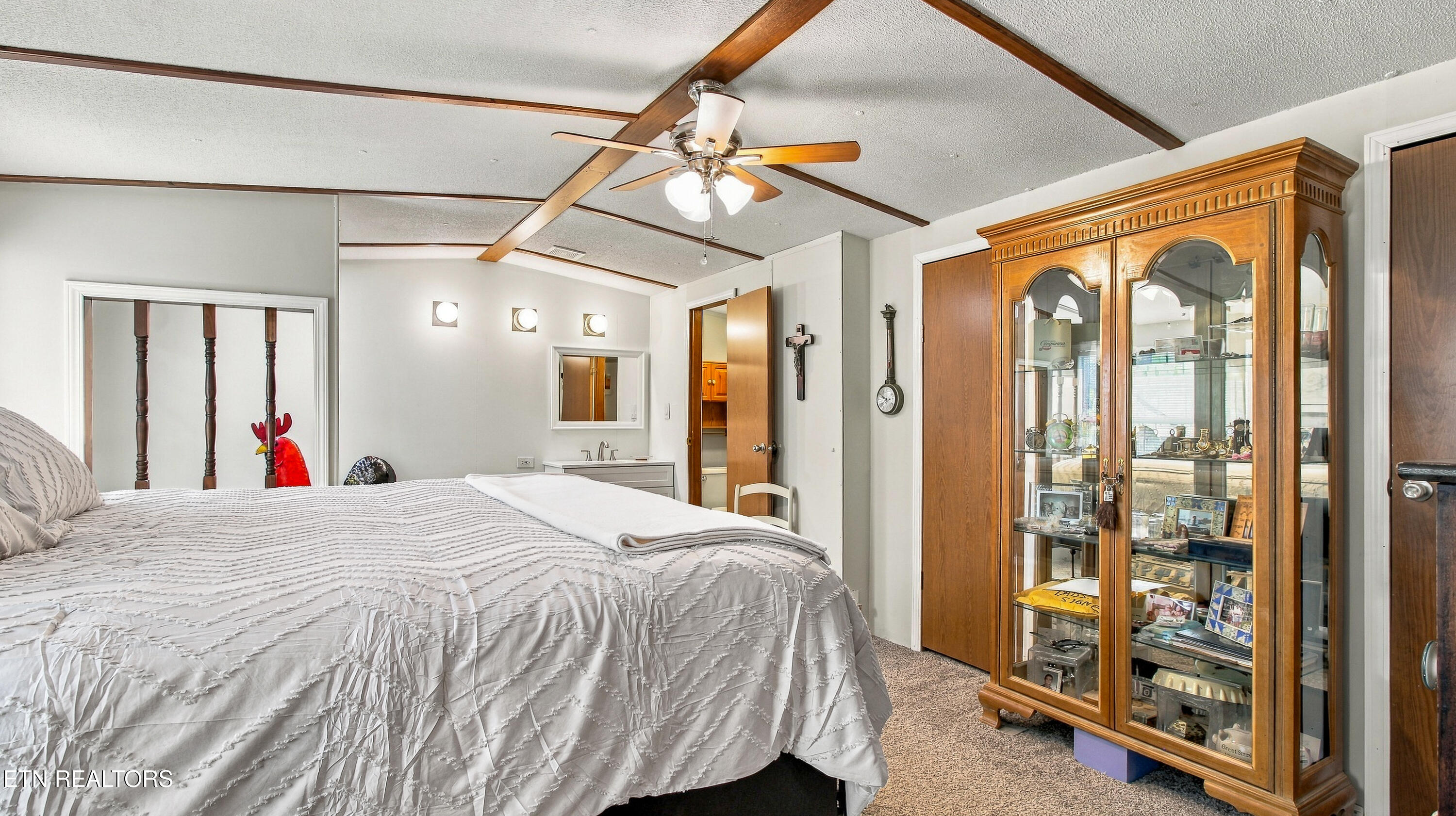 365 Lariat Lane Sevierville TN 37862
