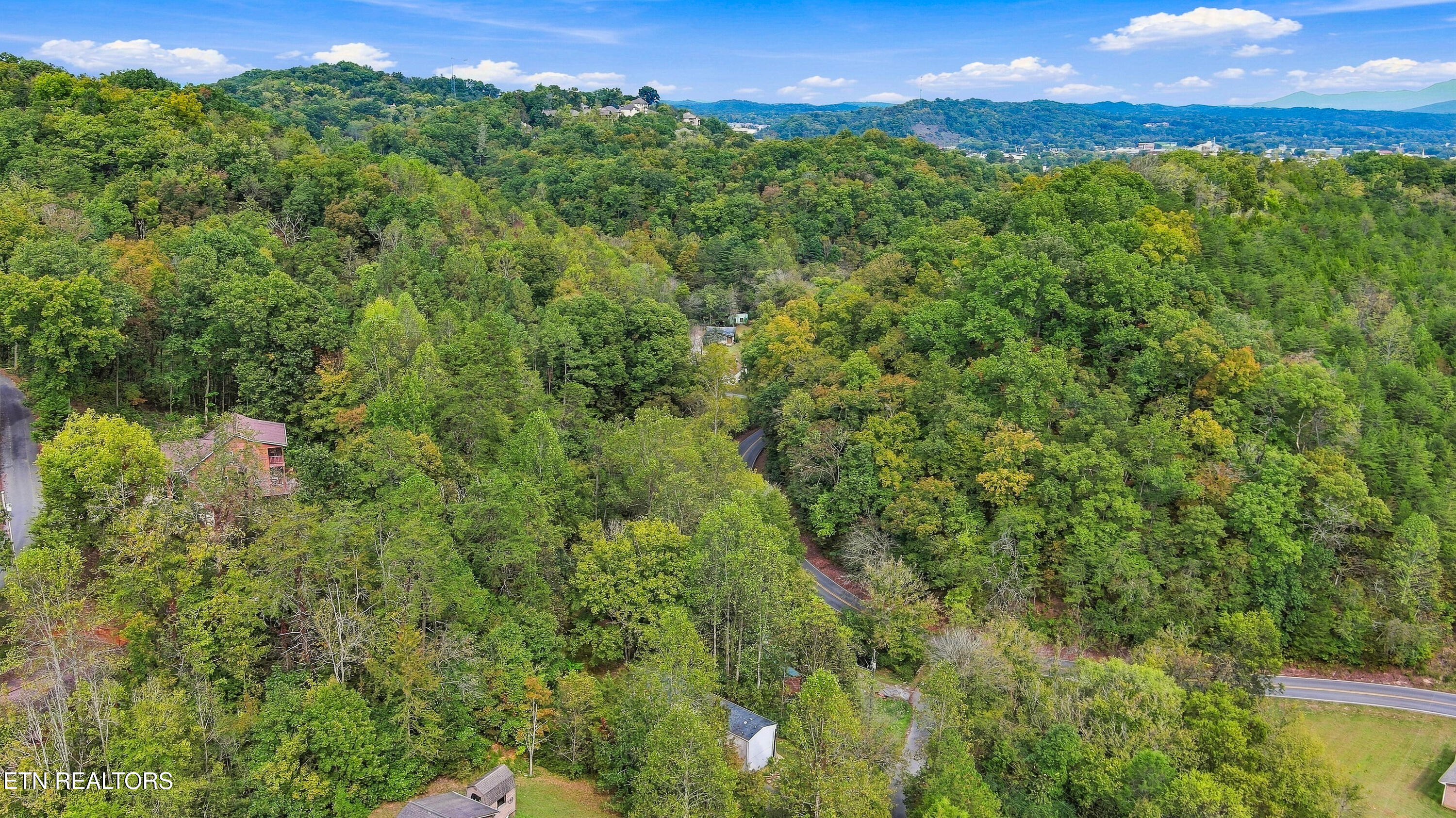 365 Lariat Lane Sevierville TN 37862