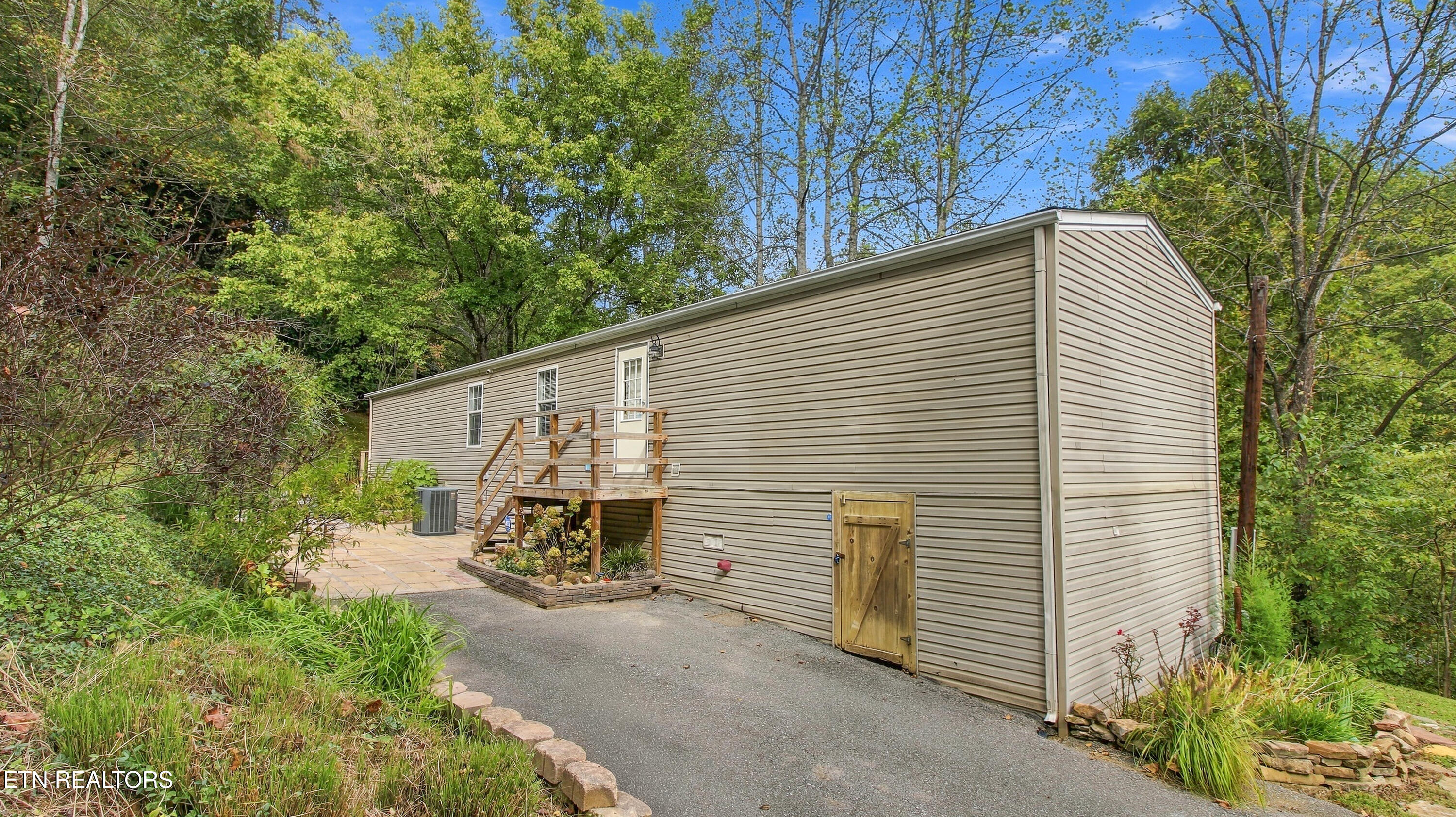 365 Lariat Lane Sevierville TN 37862
