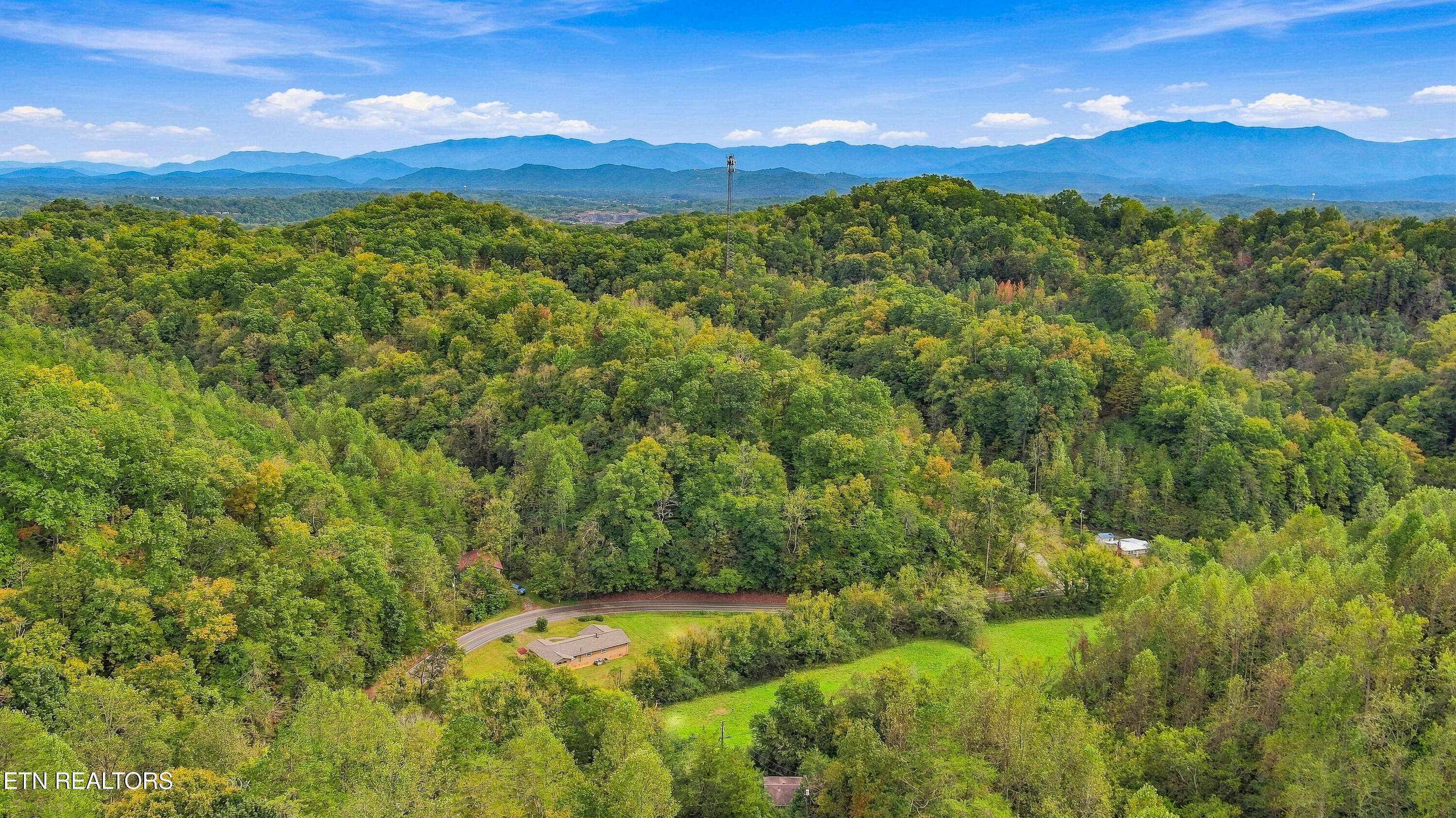 365 Lariat Lane Sevierville TN 37862