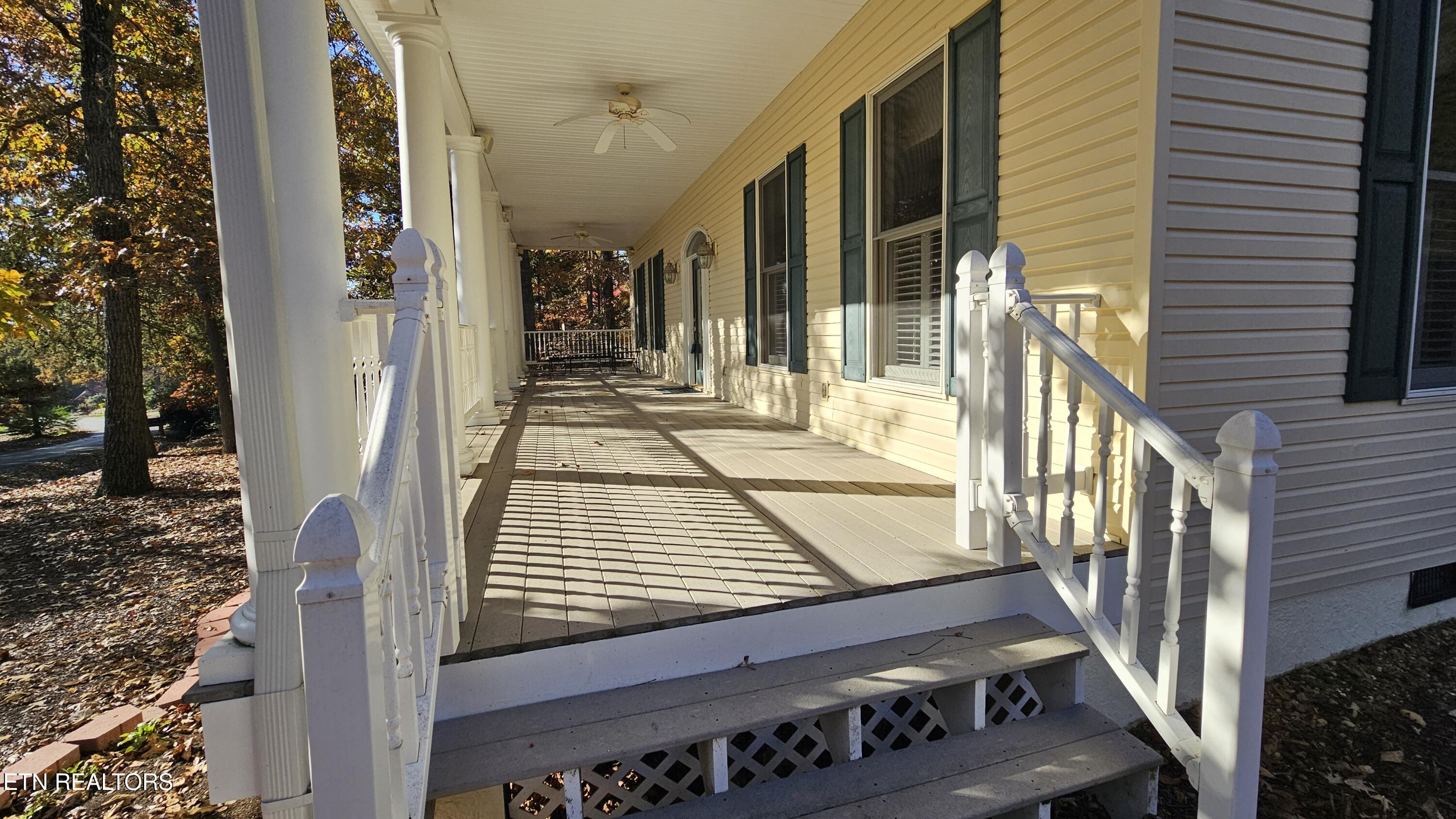 302 Oostanali Circle Loudon TN 37774