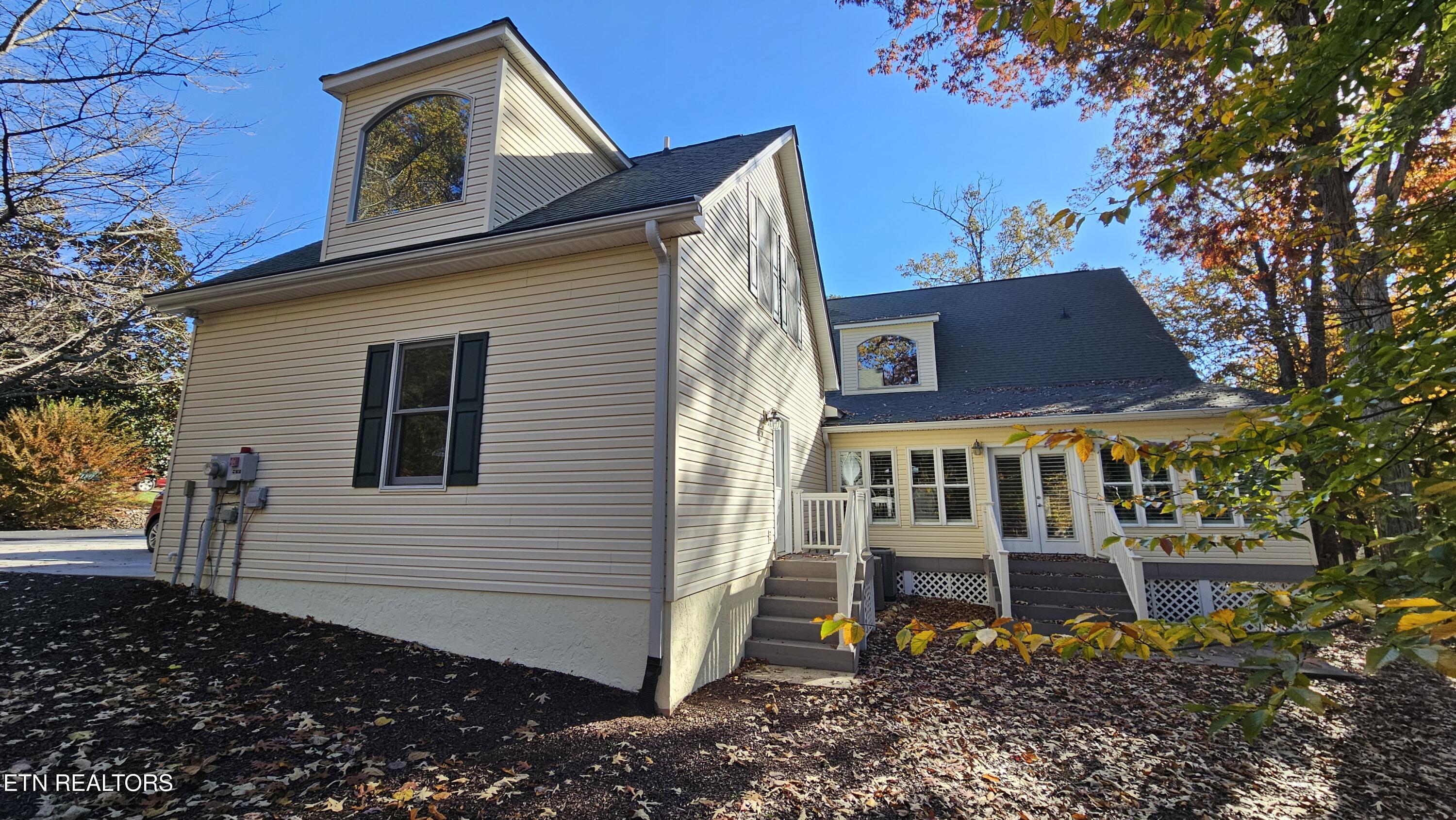 302 Oostanali Circle Loudon TN 37774