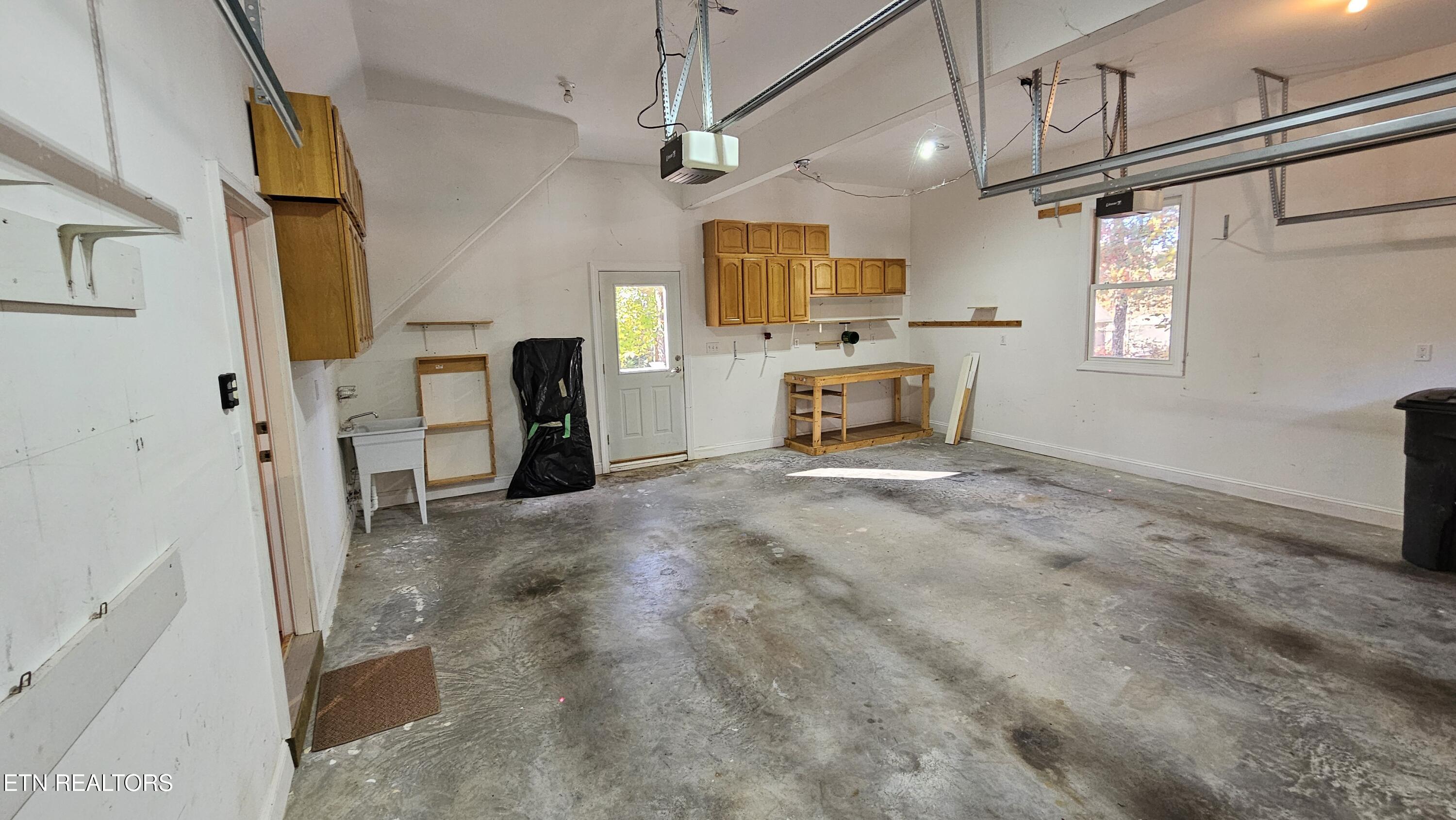 302 Oostanali Circle Loudon TN 37774