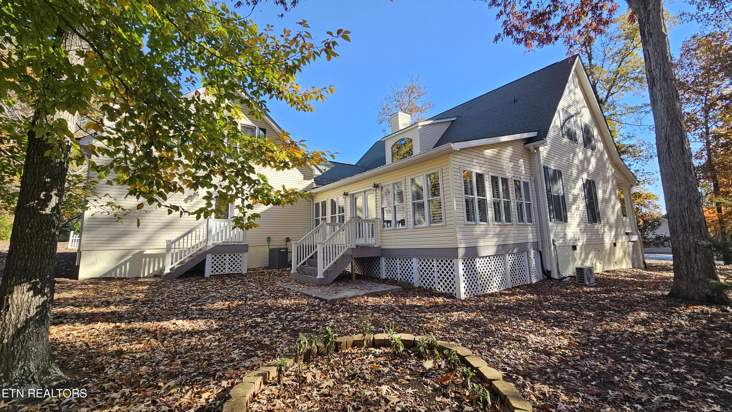 302 Oostanali Circle Loudon TN 37774