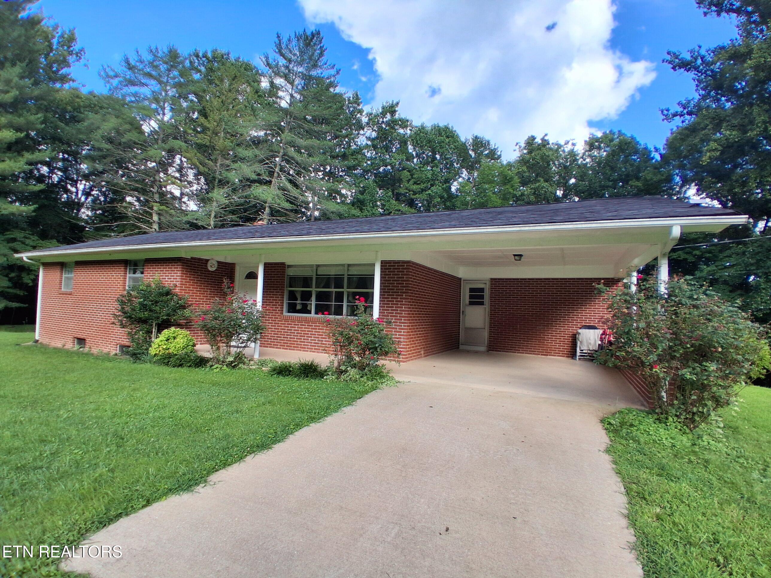 291 Evans Ridge Road Speedwell TN 37870