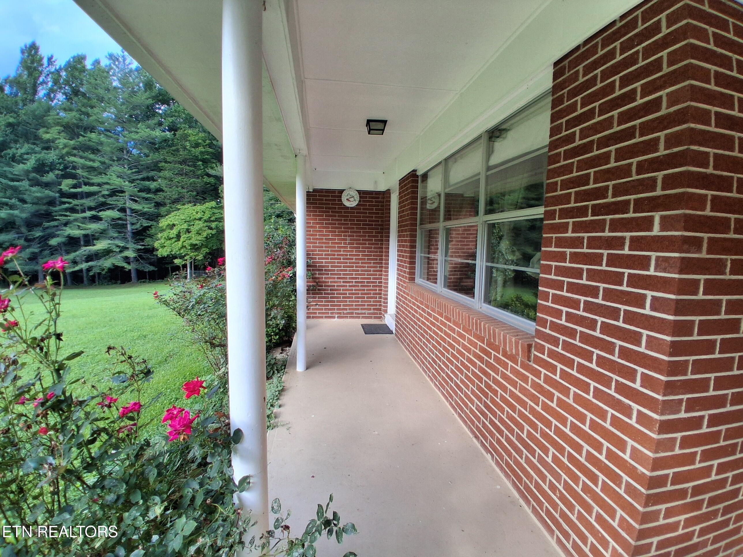 291 Evans Ridge Road Speedwell TN 37870