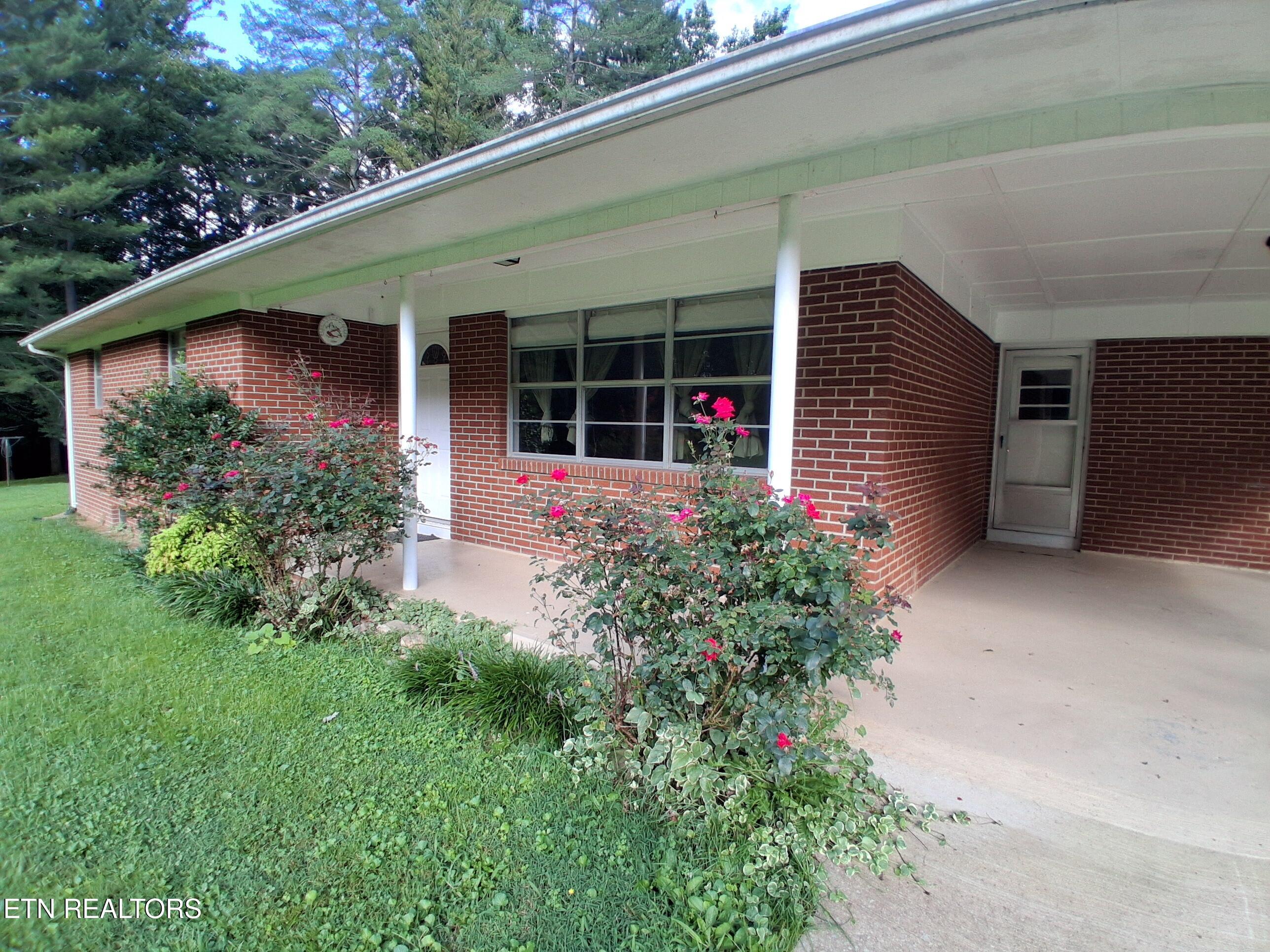 291 Evans Ridge Road Speedwell TN 37870