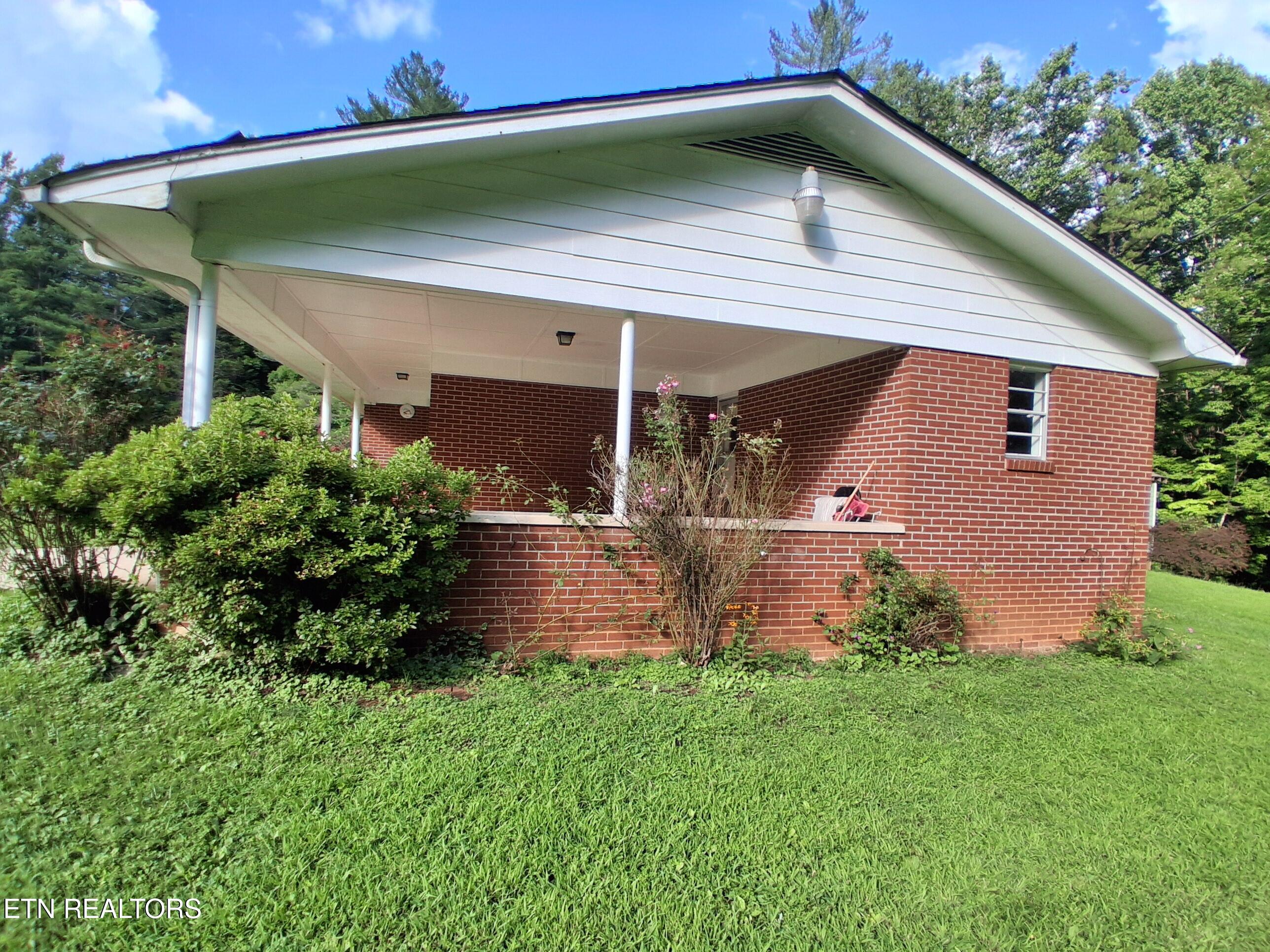 291 Evans Ridge Road Speedwell TN 37870