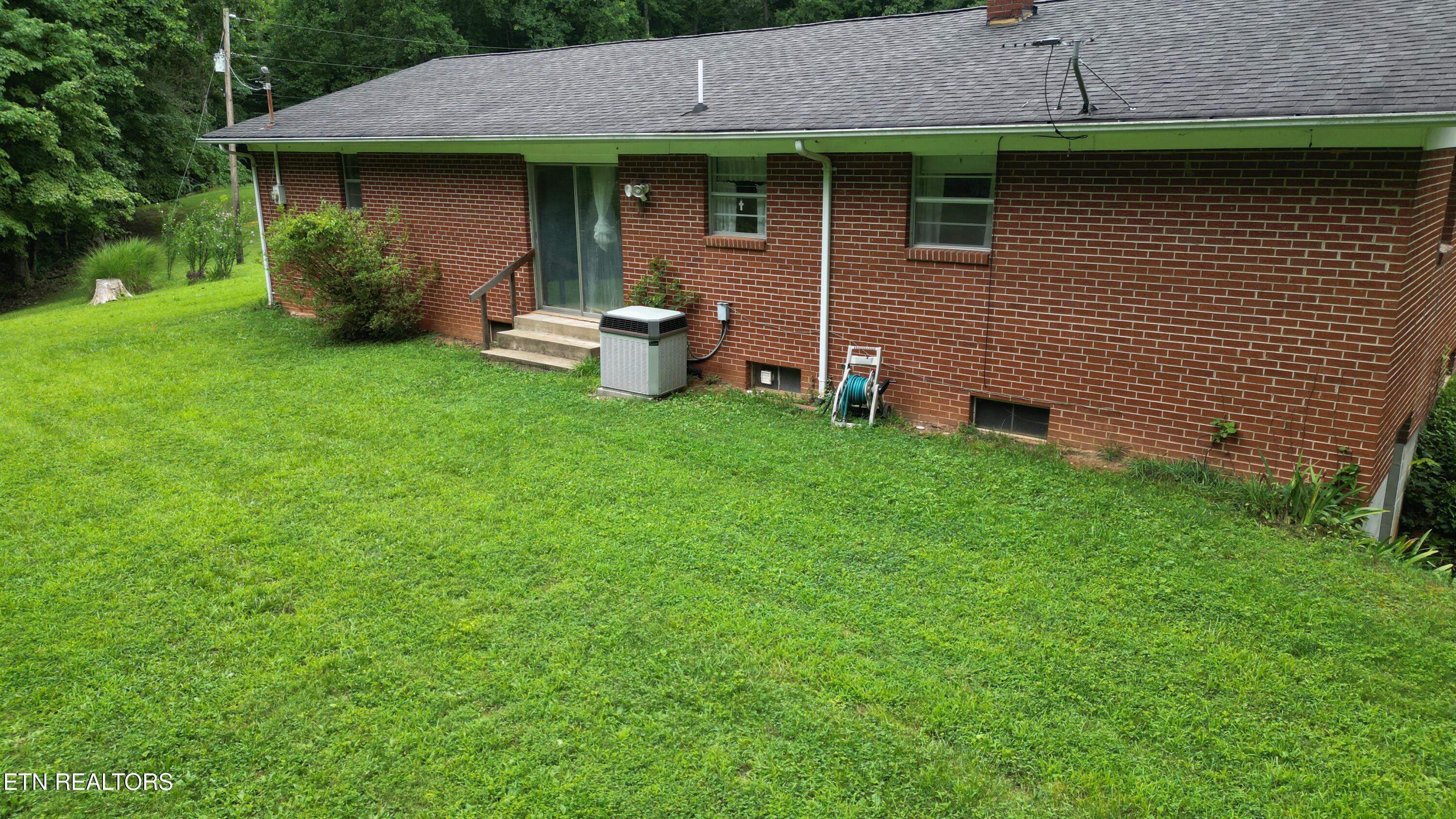 291 Evans Ridge Road Speedwell TN 37870