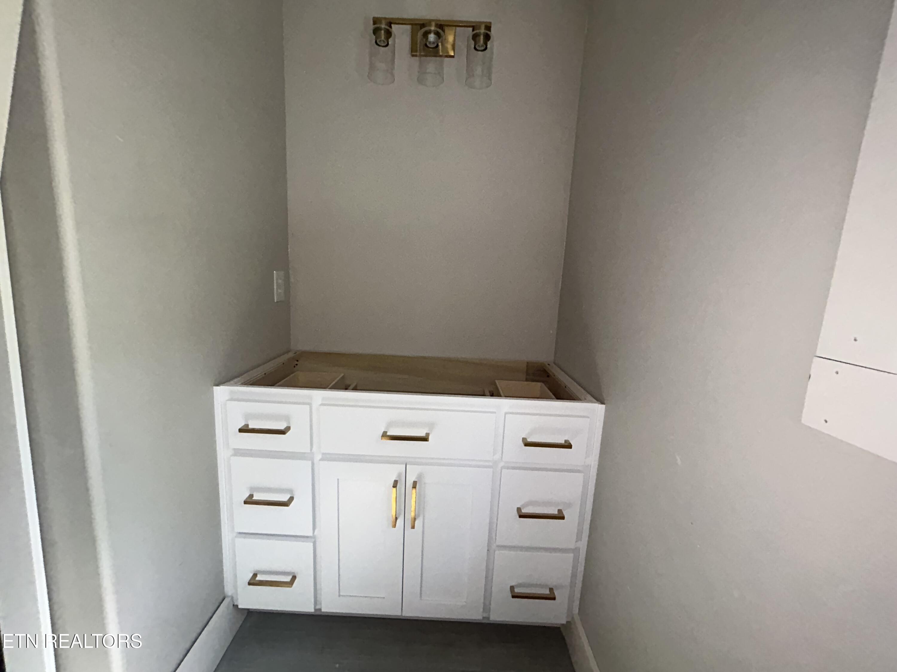 633 Icy Cove Trail Monterey TN 38574