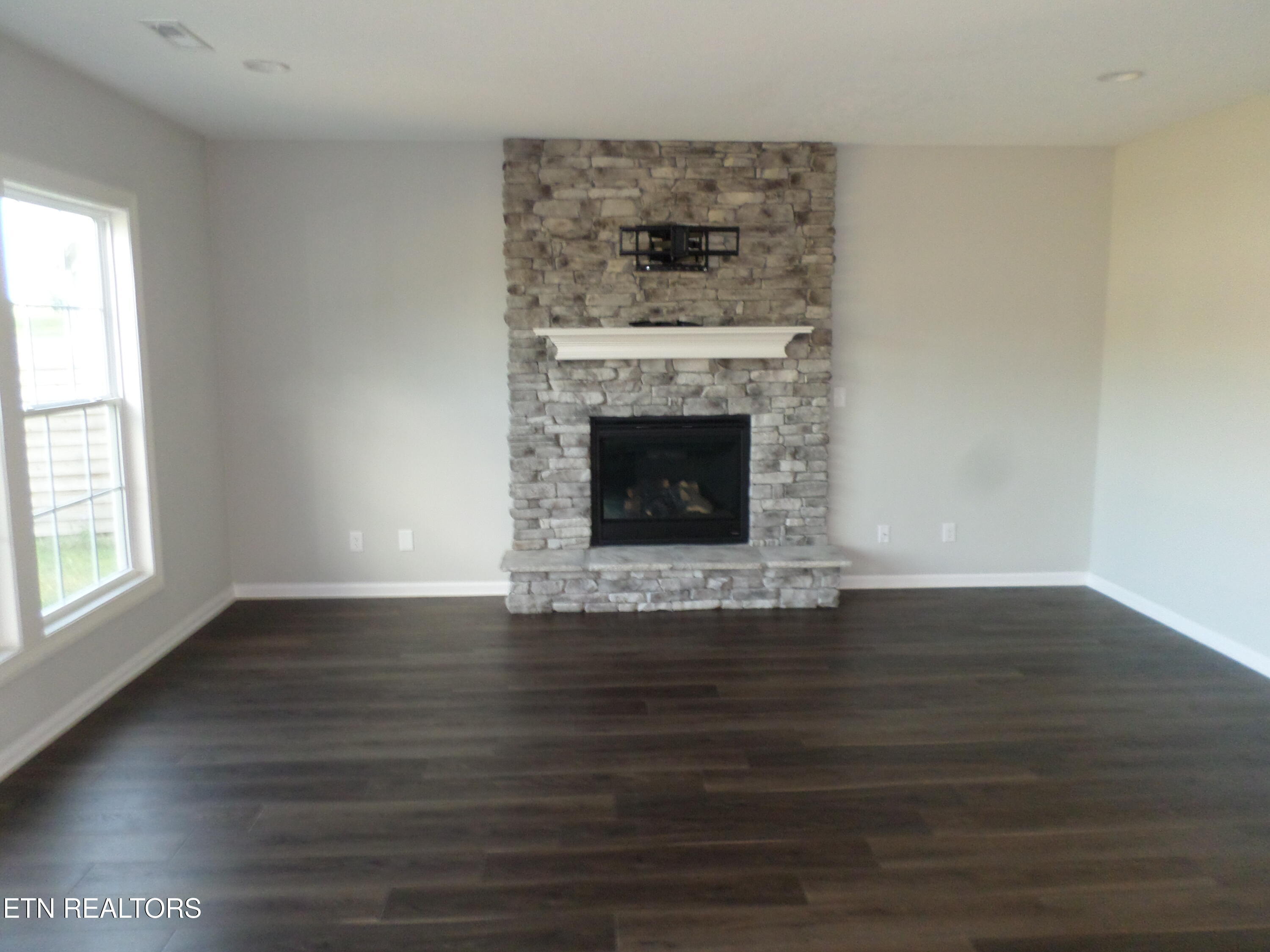 8834 Yellow Aster Road Knoxville TN 37931