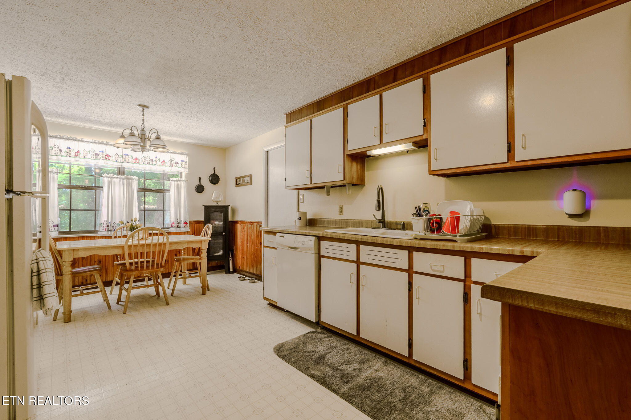 860 Mimosa Lane Crossville TN 38572
