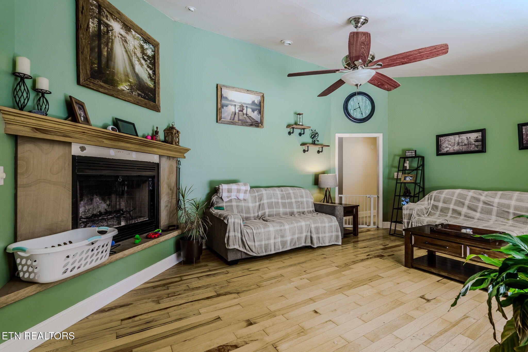 860 Mimosa Lane Crossville TN 38572