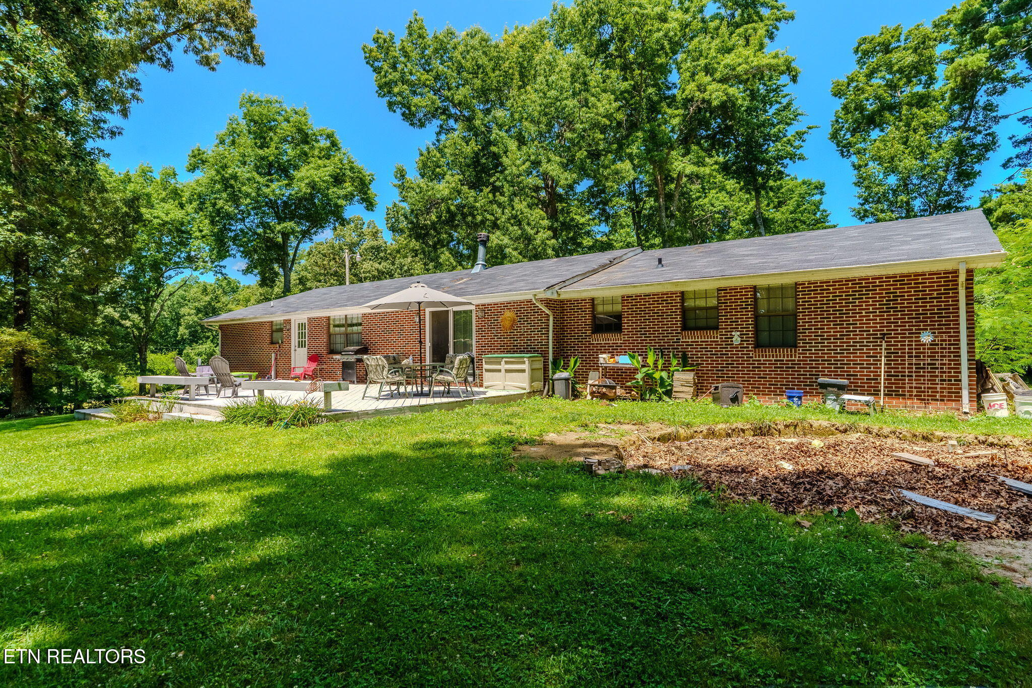860 Mimosa Lane Crossville TN 38572