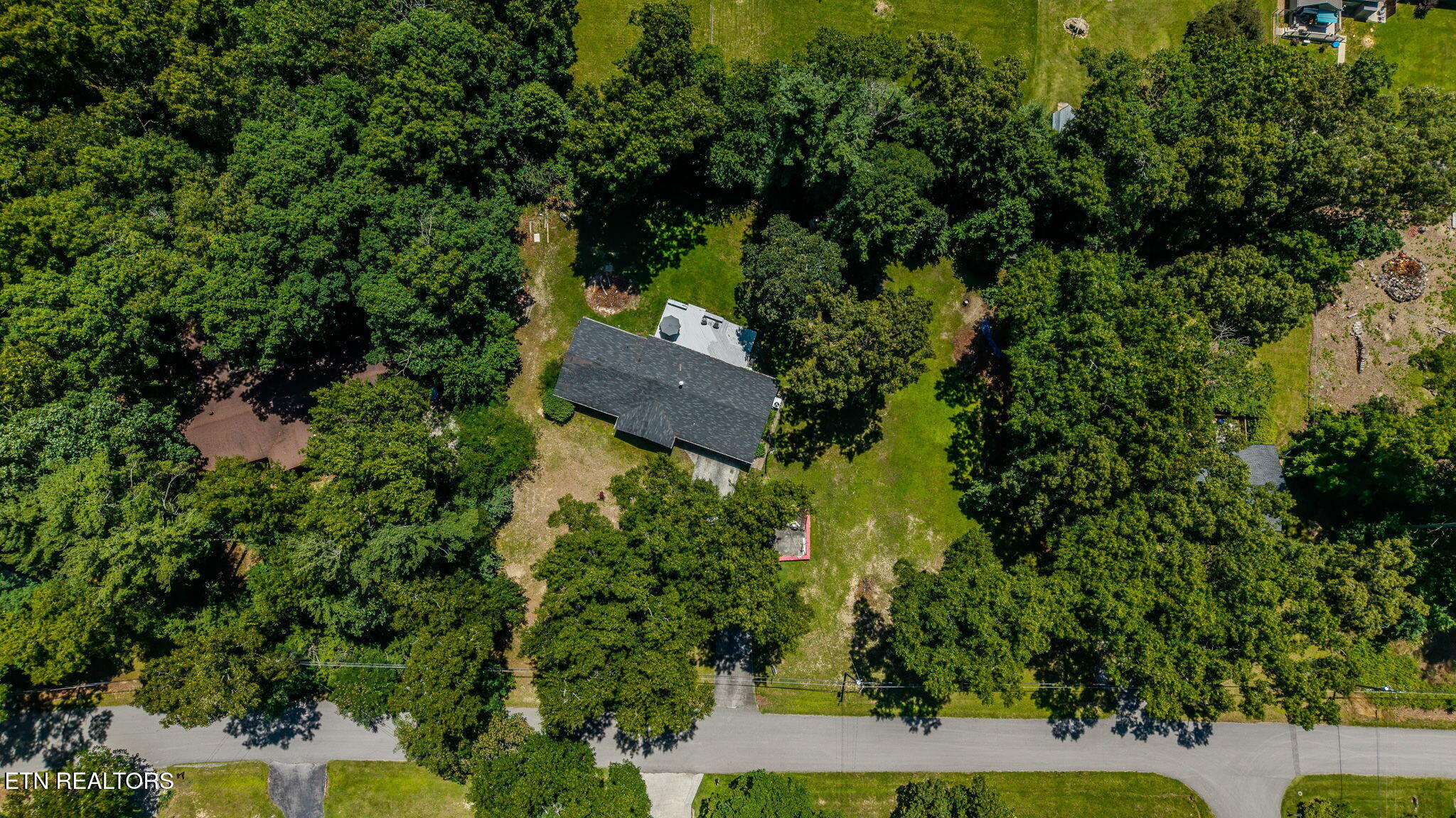 860 Mimosa Lane Crossville TN 38572