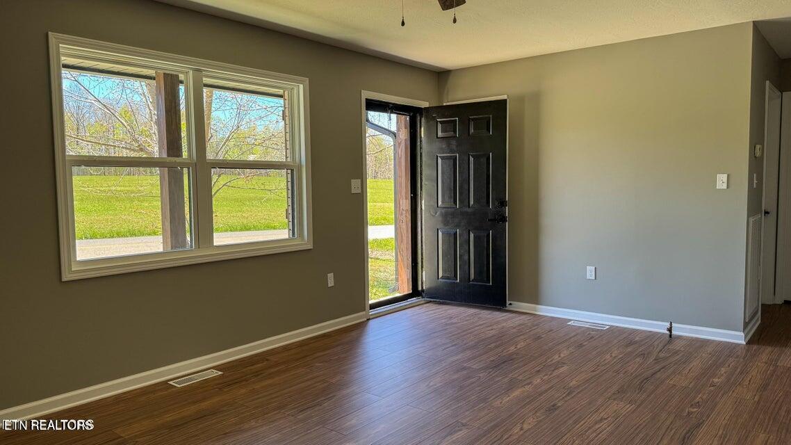 2315 Pine Grove Road Winfield TN 37892