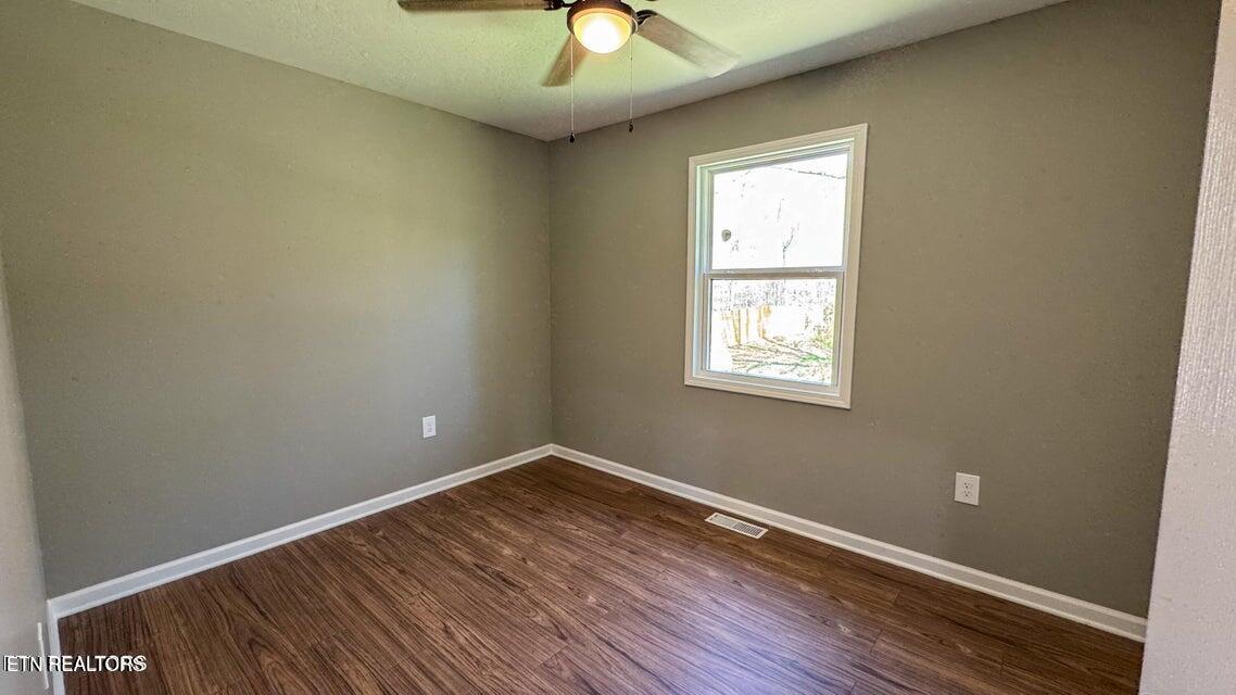 2315 Pine Grove Road Winfield TN 37892