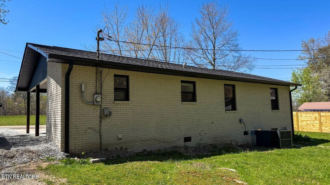 2315 Pine Grove Road Winfield TN 37892