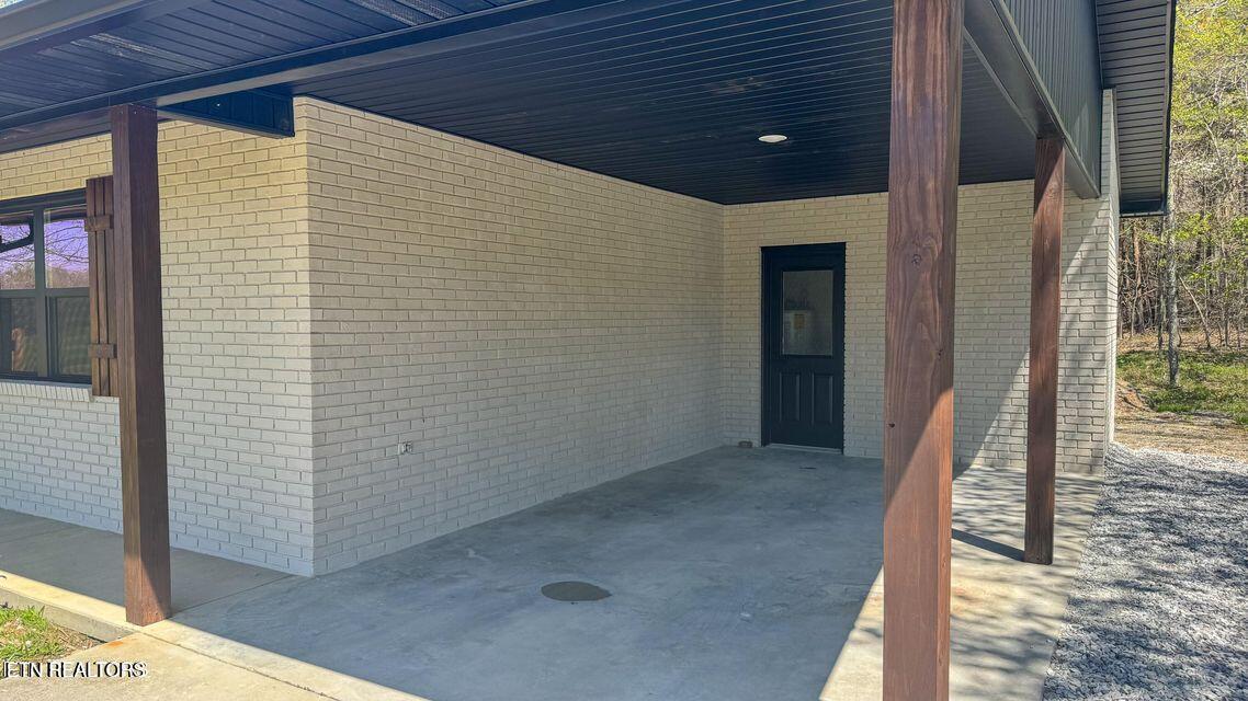 2315 Pine Grove Road Winfield TN 37892
