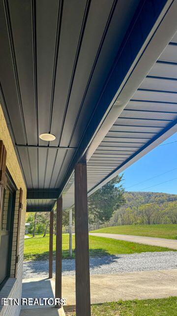 2315 Pine Grove Road Winfield TN 37892