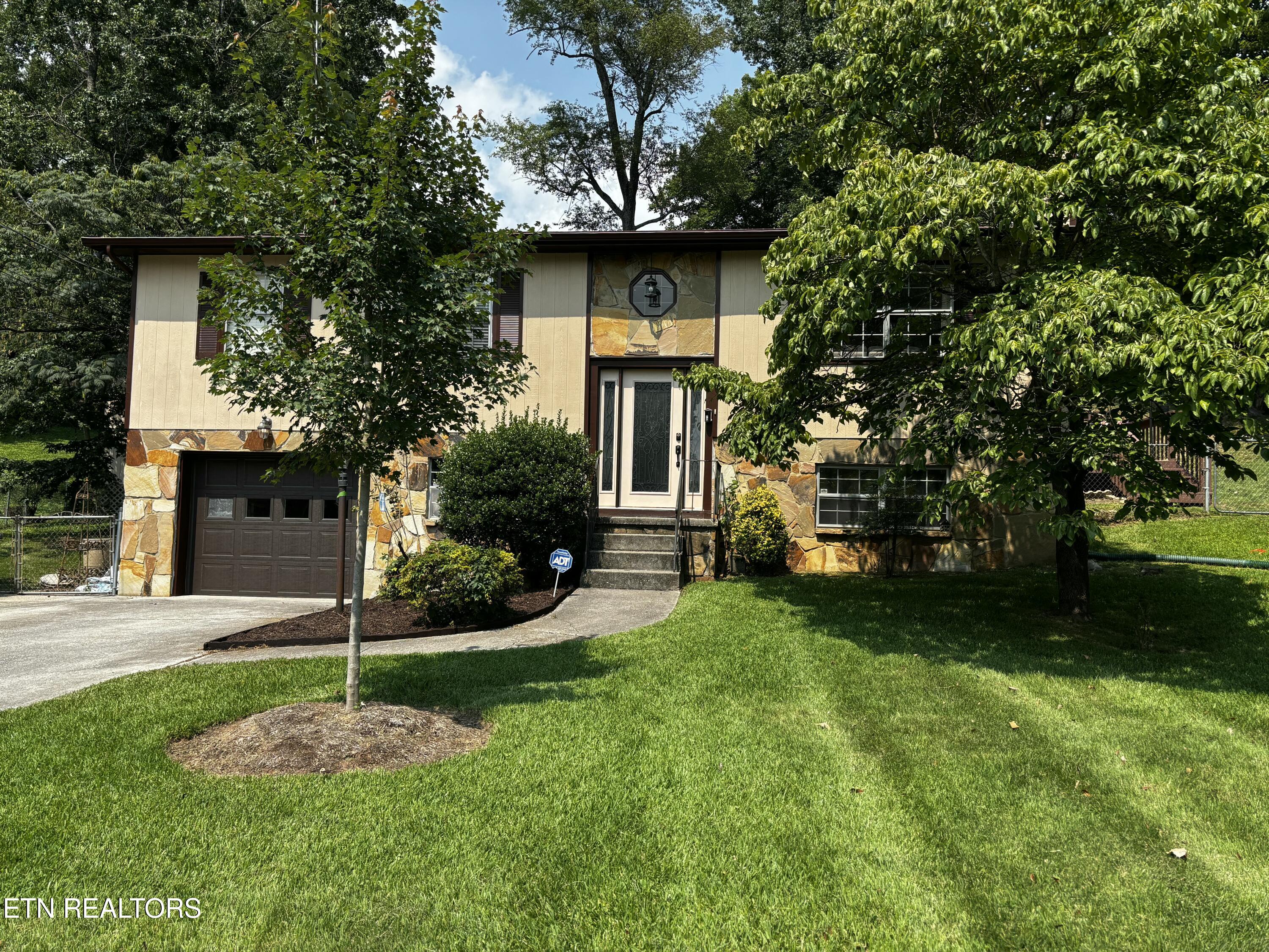 5848 Outer Drive Knoxville TN 37921
