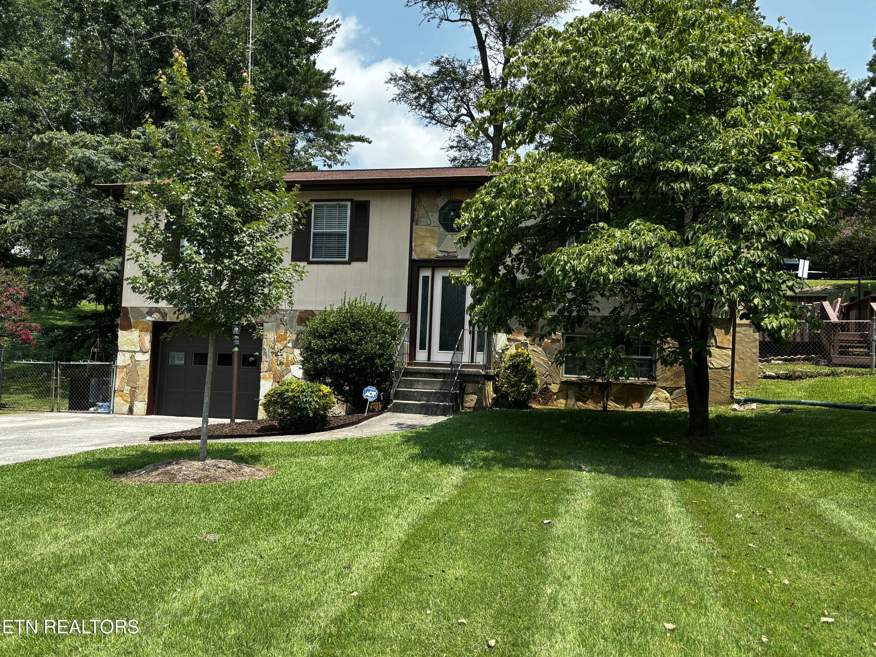 5848 Outer Drive Knoxville TN 37921