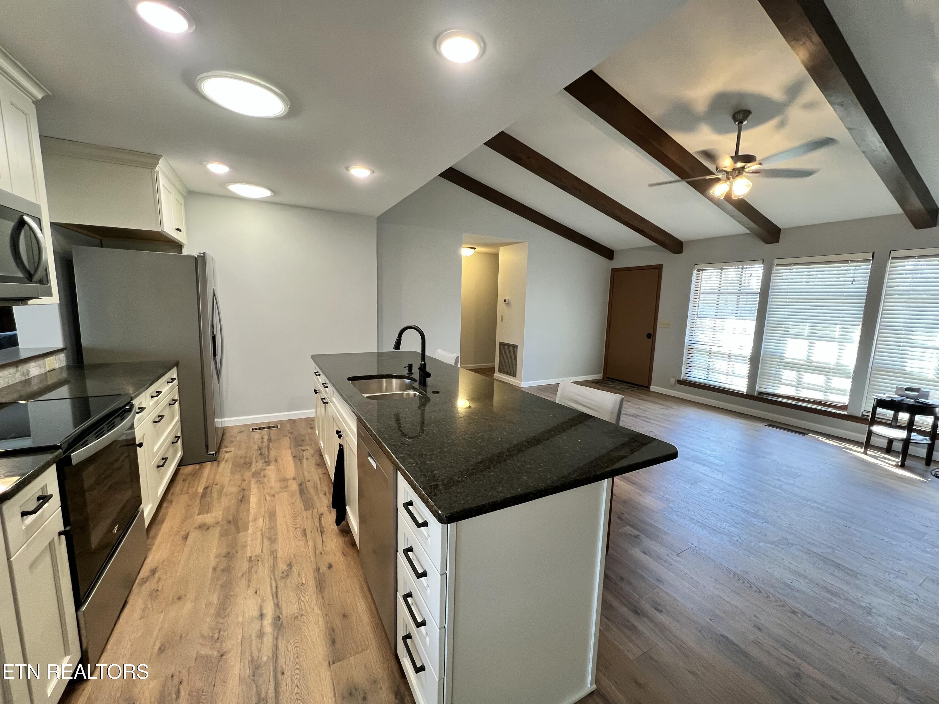 124 Canterbury Drive Crossville TN 38558