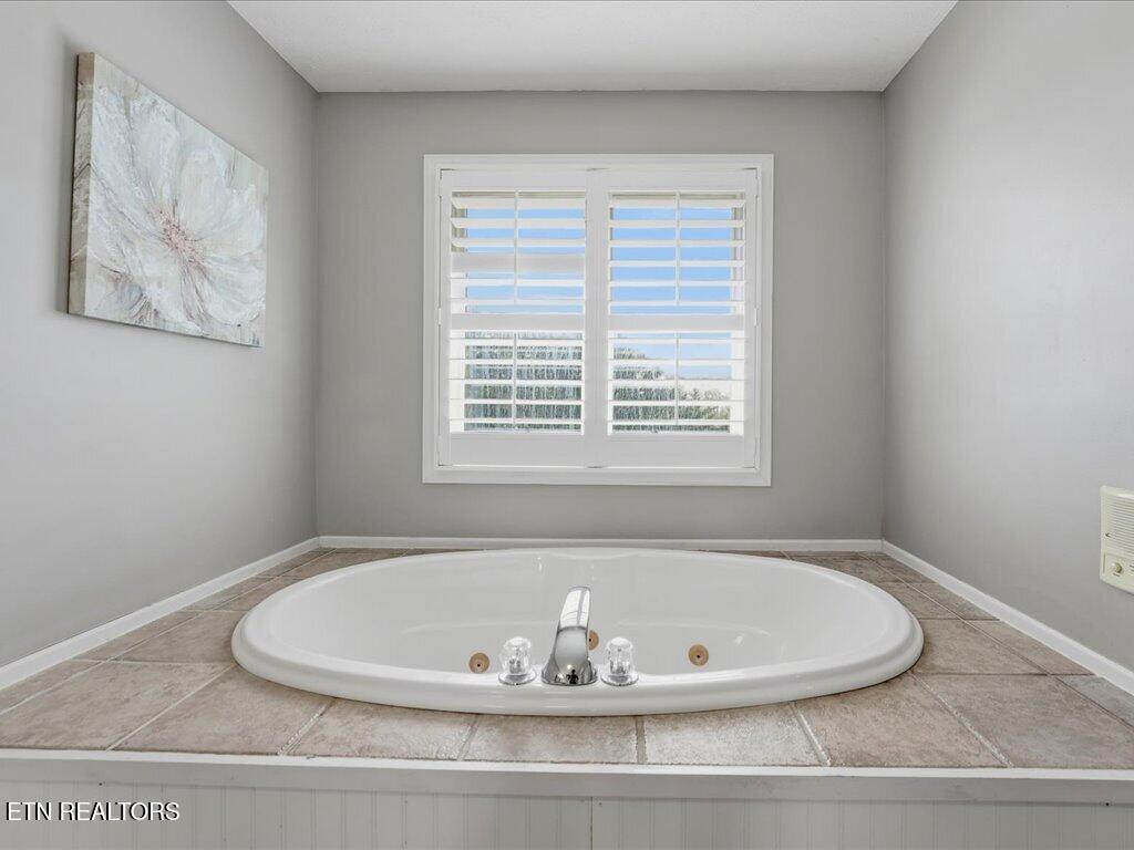 4028 Eagles View Court Morristown TN 37813