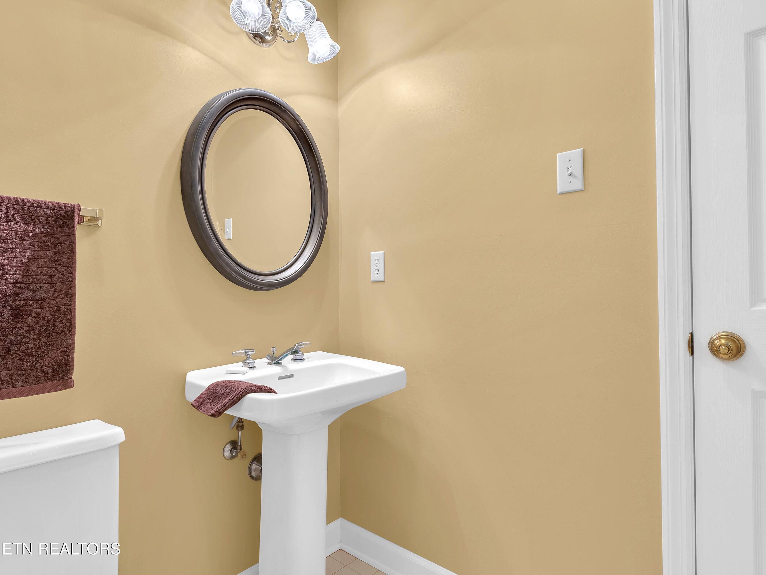 12345 Butternut Circle Knoxville TN 37934