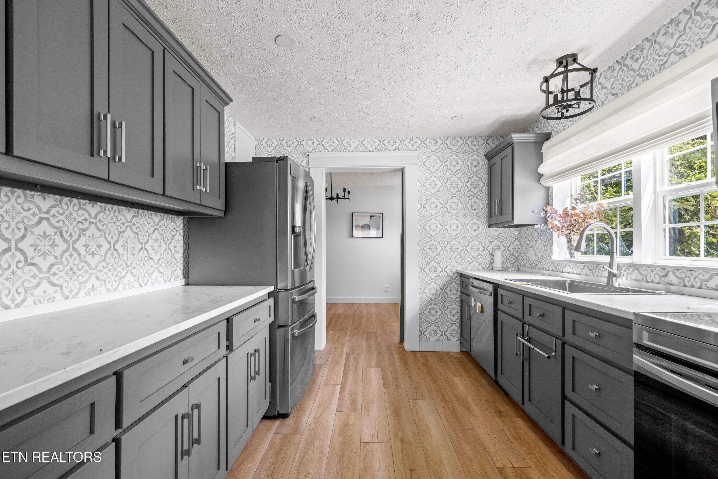 632 W Tri County Boulevard Oliver Springs TN 37840