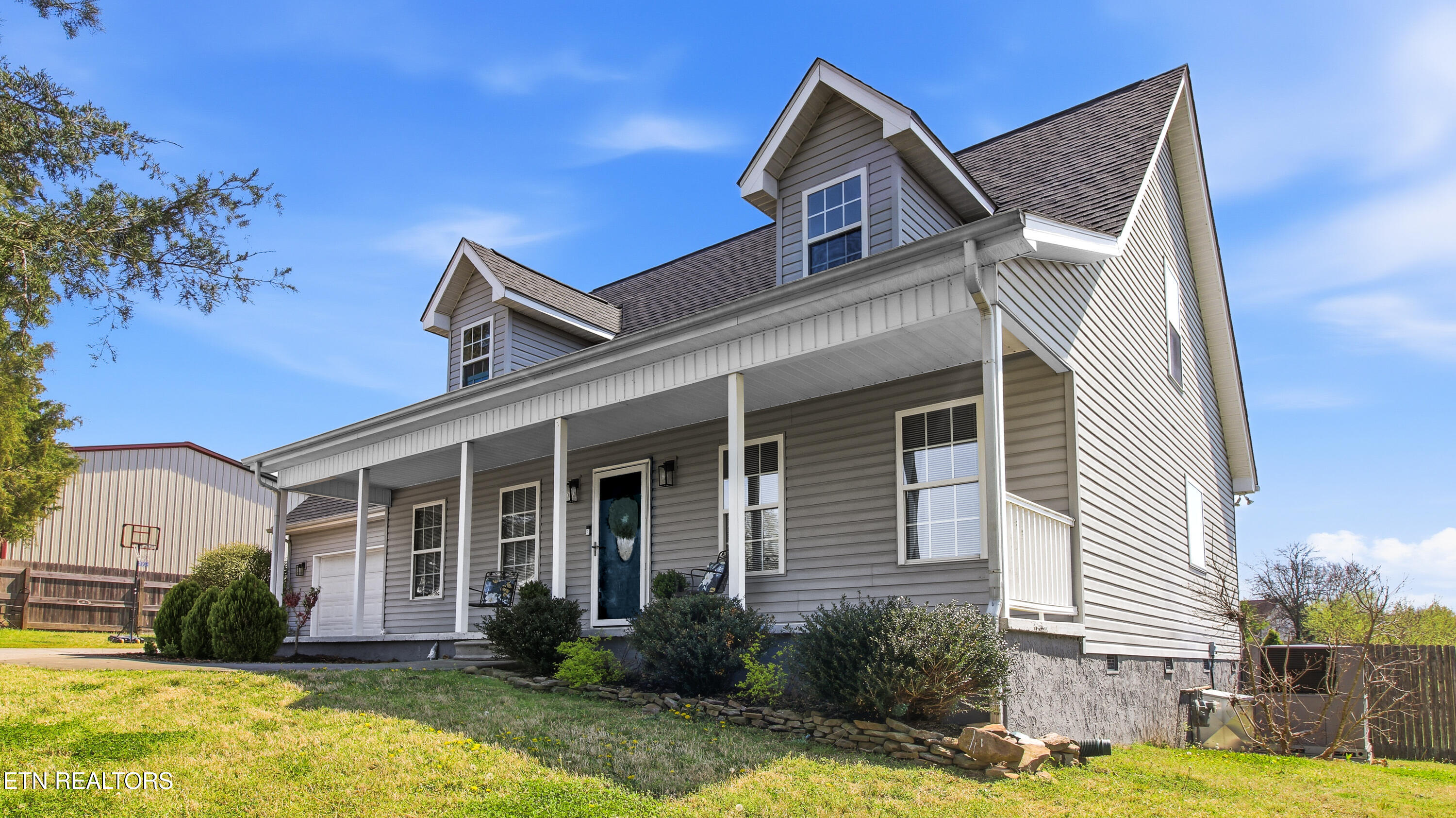 1435 Club Drive Loudon TN 37774